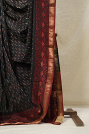 Black HBP Cotton Silk Saree With Maheshwari Border - SRBCSS1411