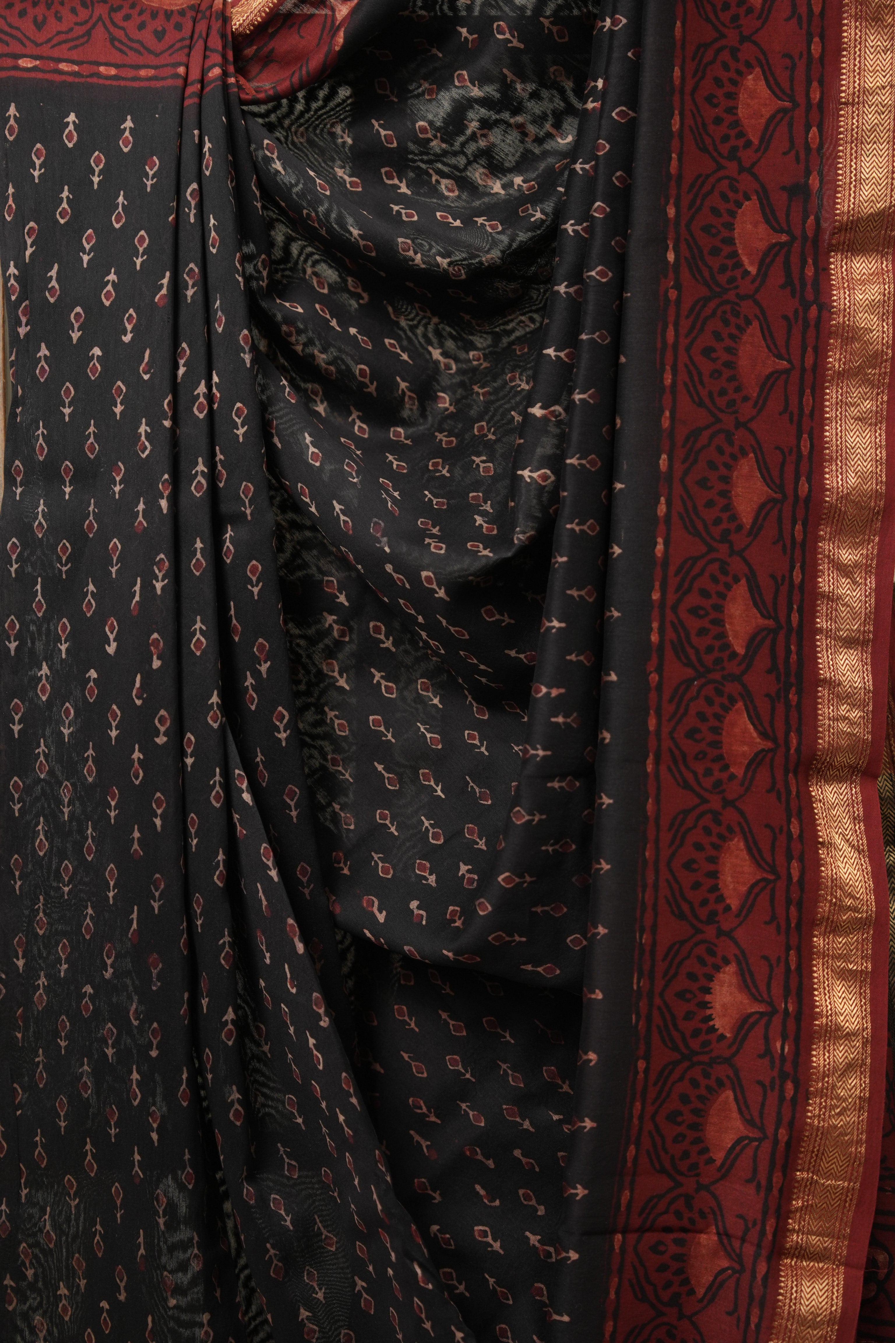 Black HBP Cotton Silk Saree With Maheshwari Border - SRBCSS1411