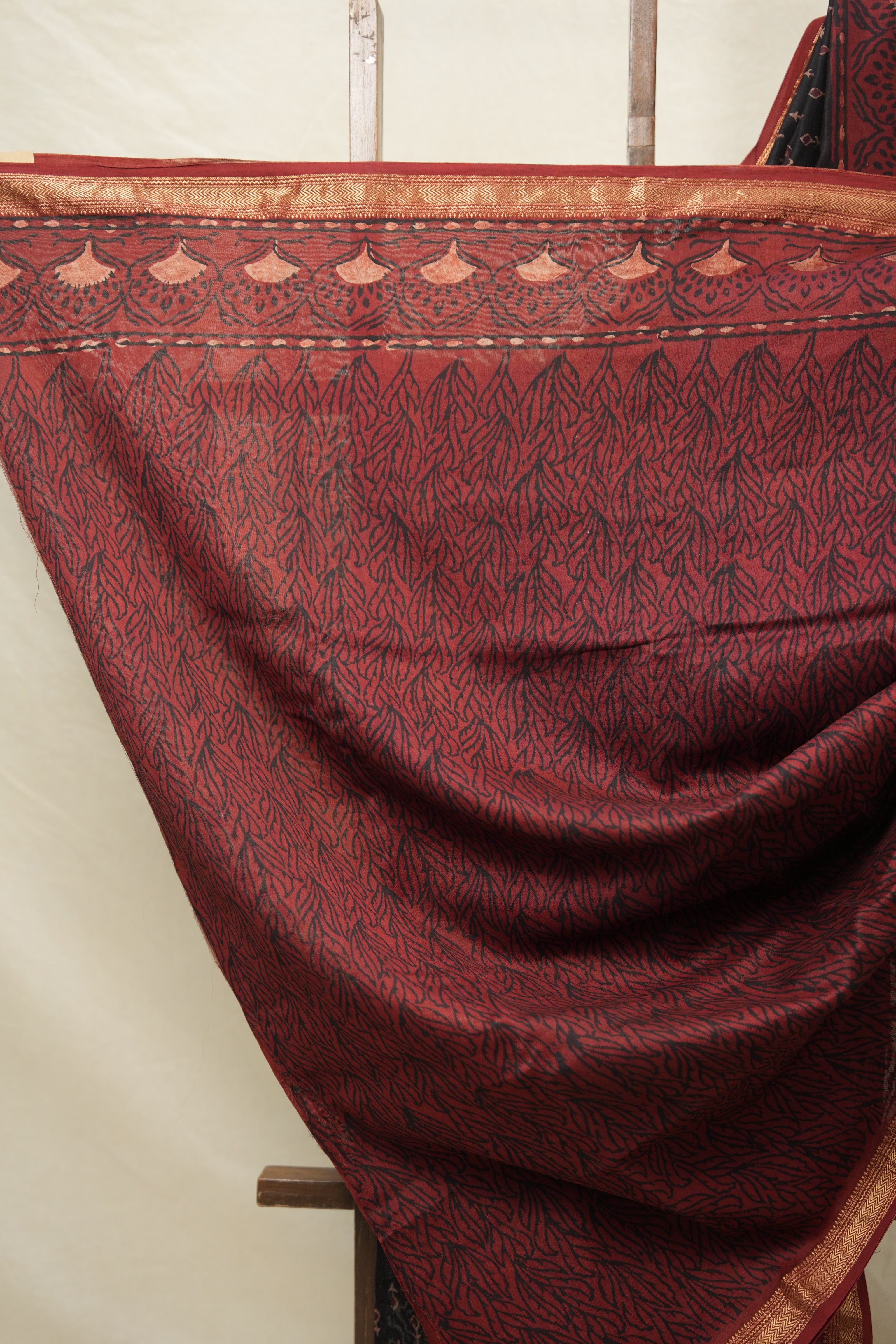 Black HBP Cotton Silk Saree With Maheshwari Border - SRBCSS1411