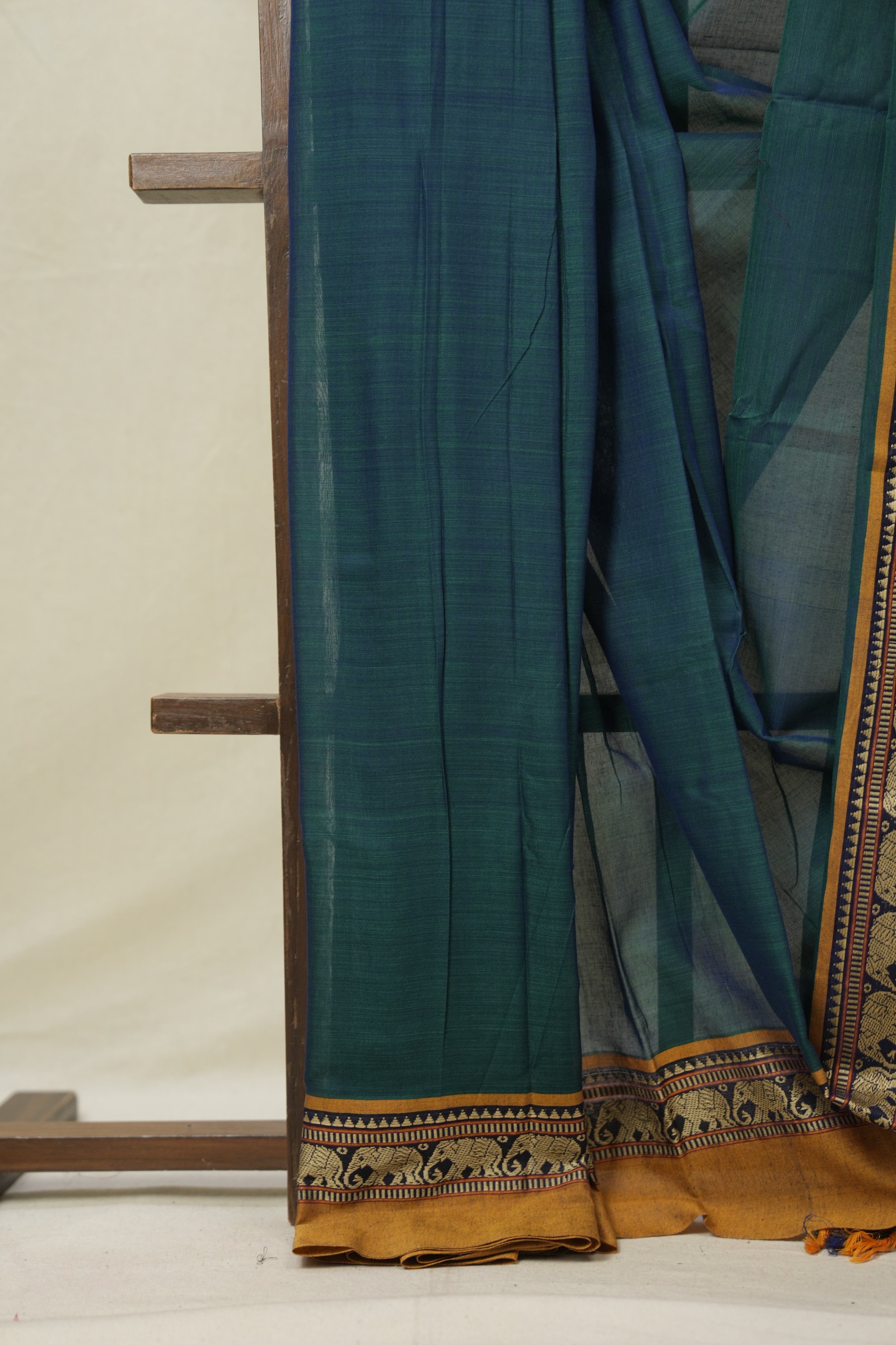 Two Tone Peacock Green Narayan Peth Cotton Saree- SRTTPGNPCS05