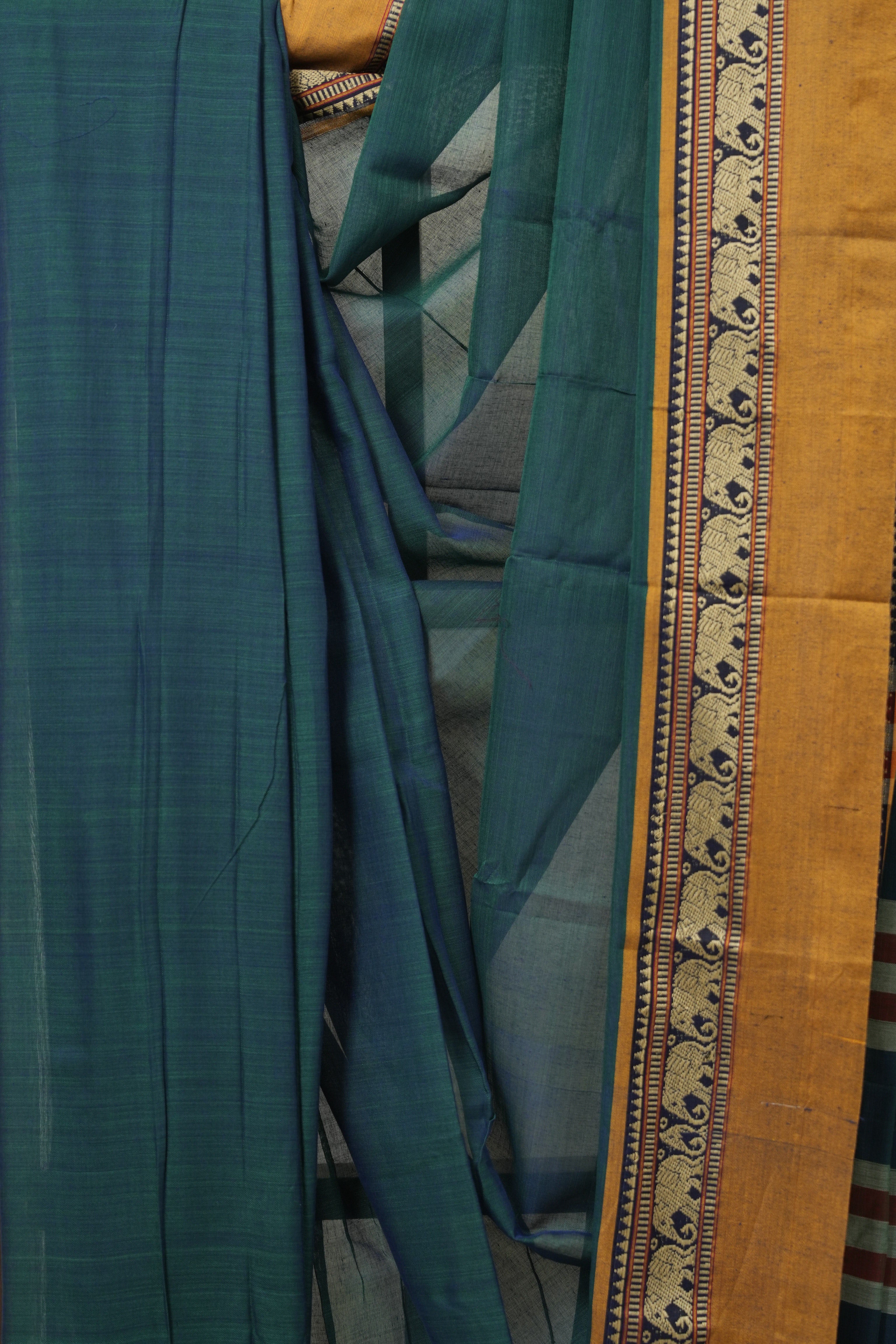 Two Tone Peacock Green Narayan Peth Cotton Saree- SRTTPGNPCS05