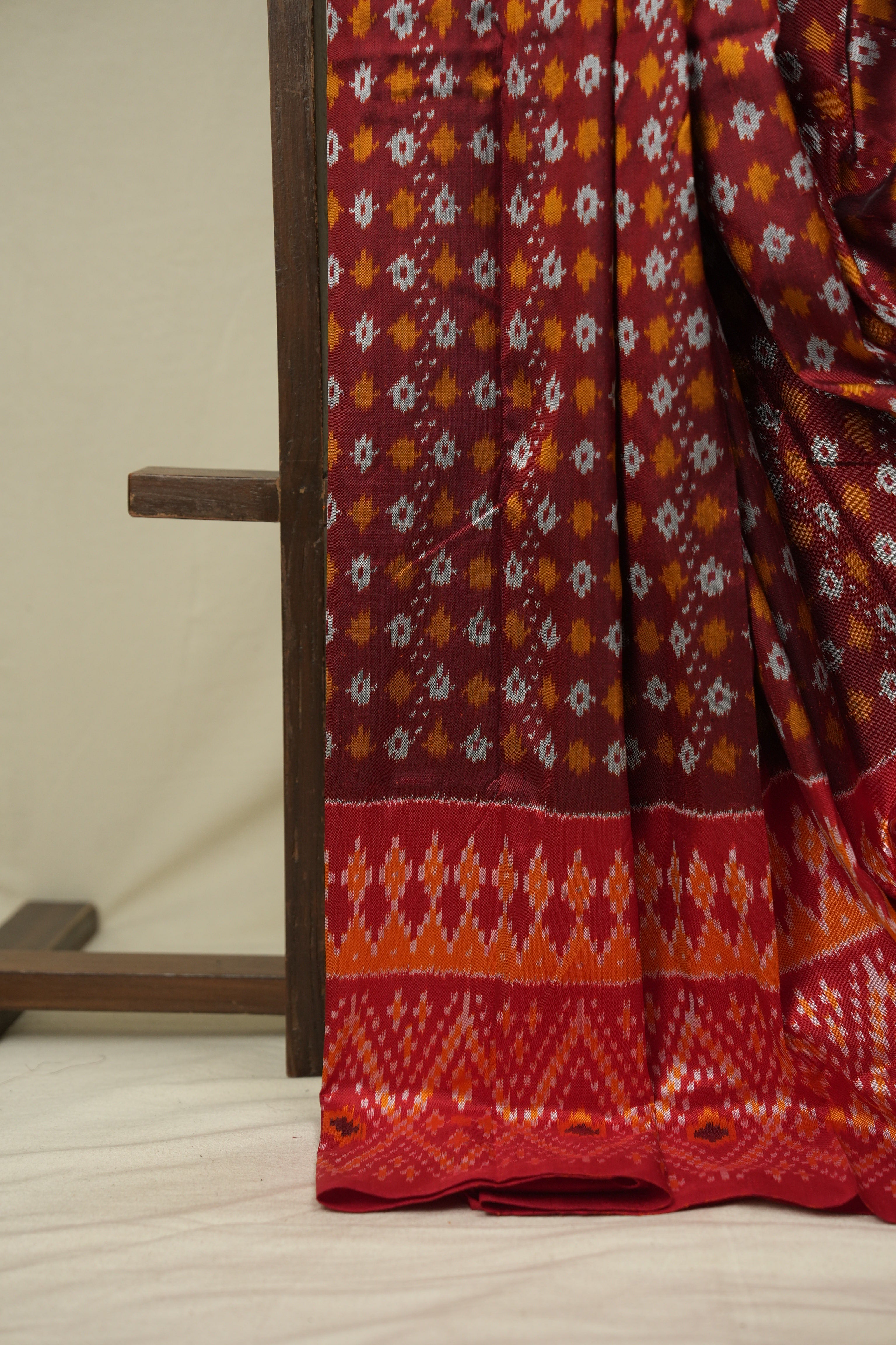 Maroon Pochampalli Silk Ikat Saree - SRMPSIS324