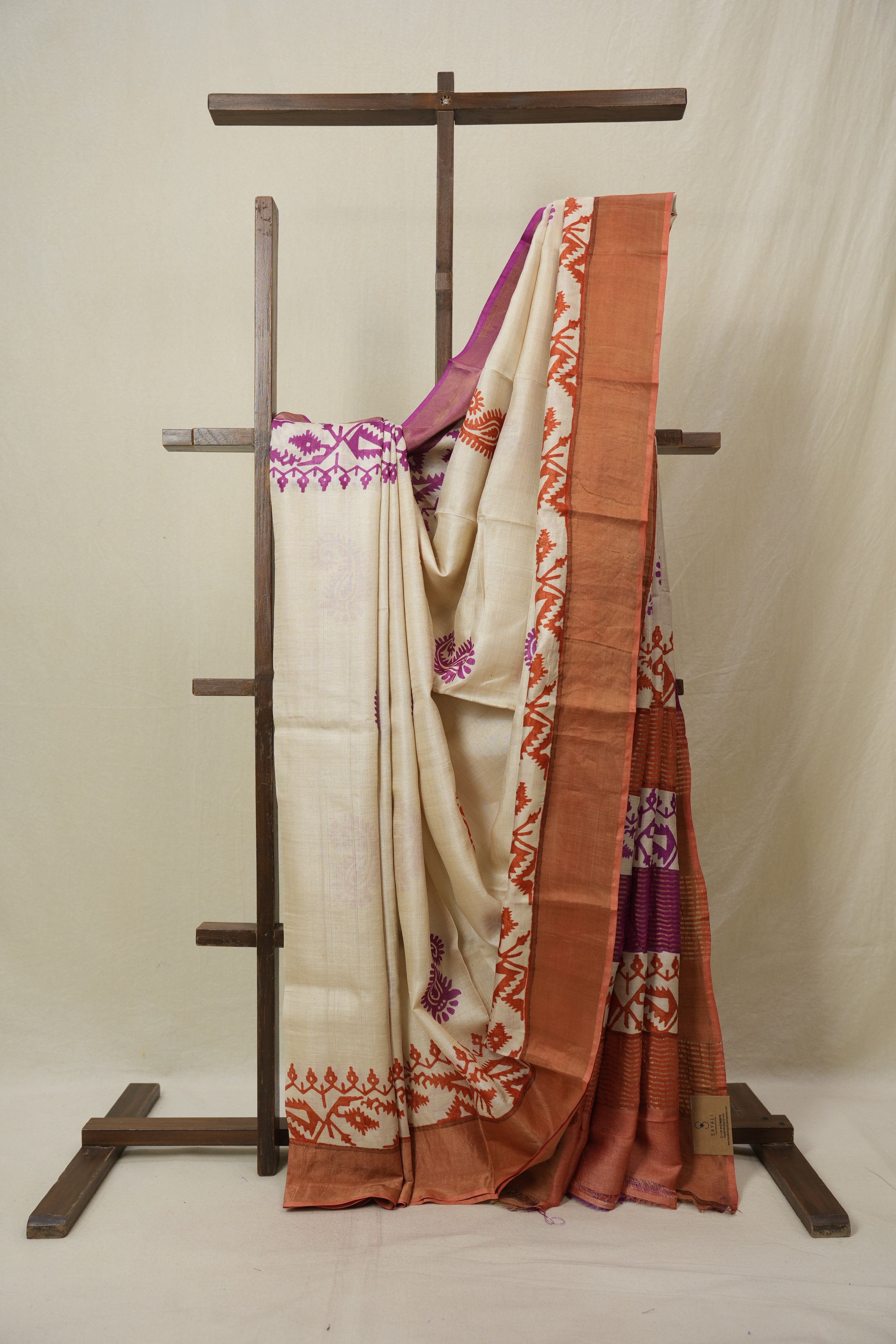 Cream HBP Tussar Silk Saree - SRCHTSS752