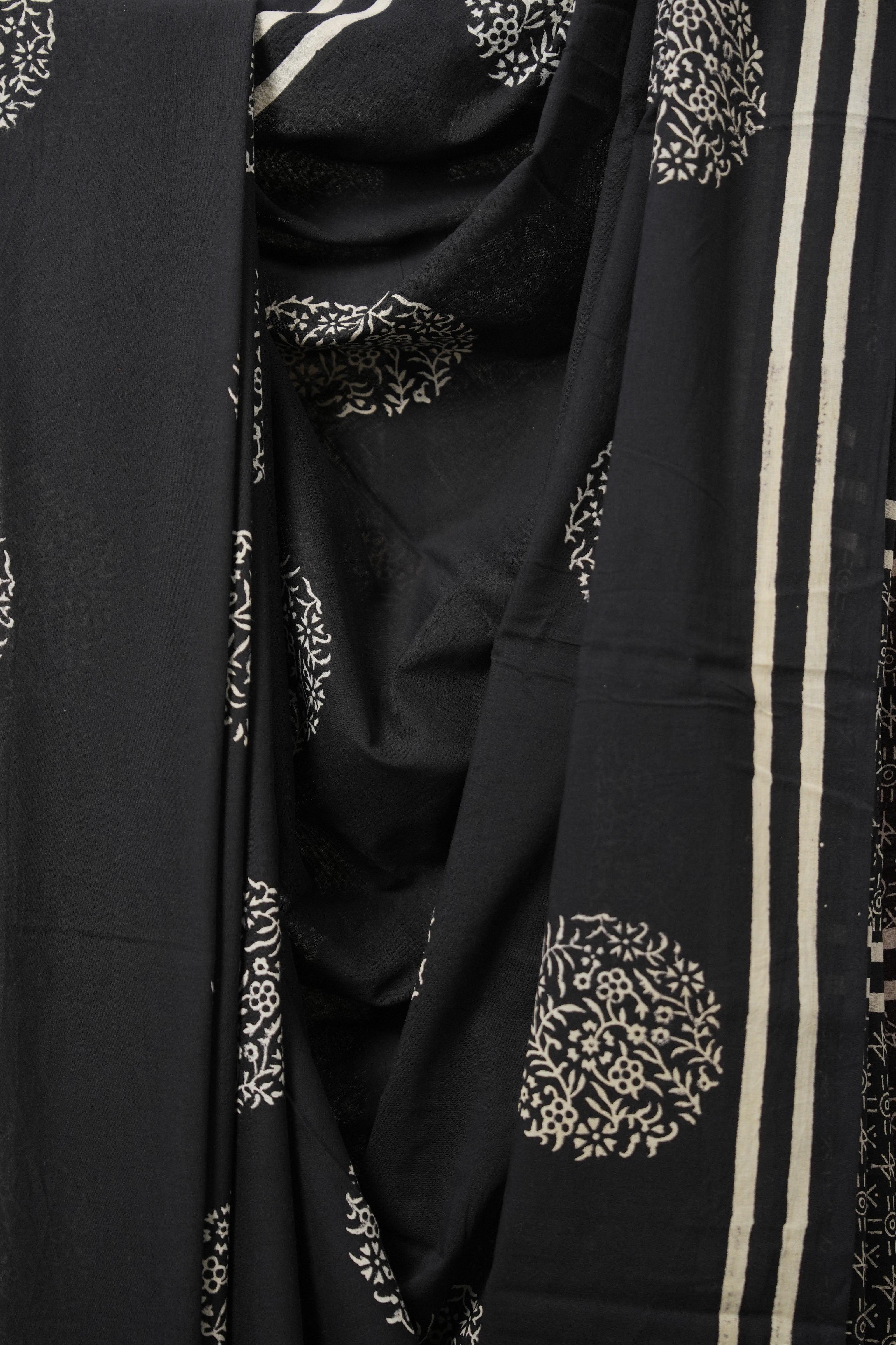 Black HBP Cotton Saree - SRBCS3095