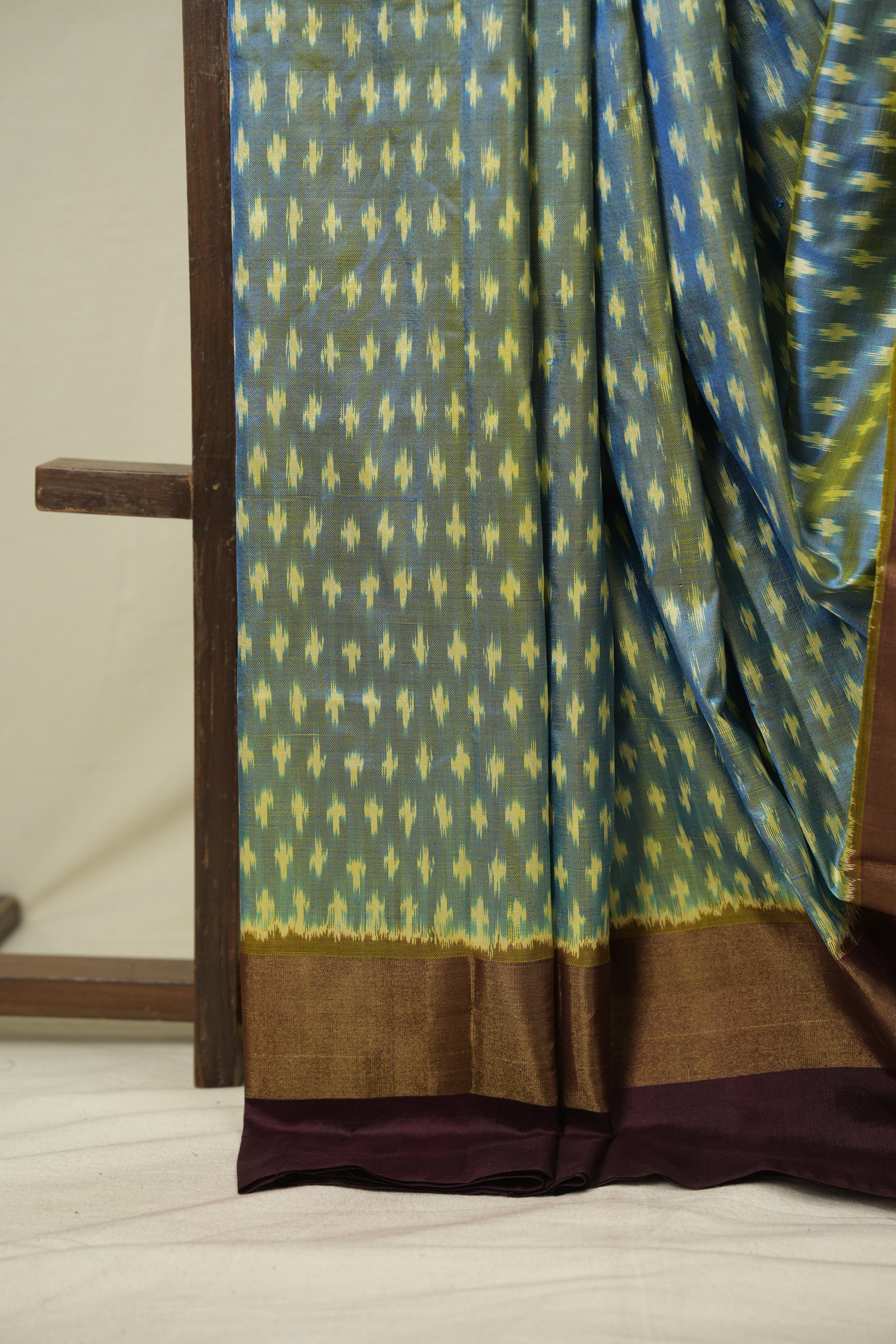 Dual Tone Blue Pochampalli Silk Ikat Saree - SRDTBPSIS331