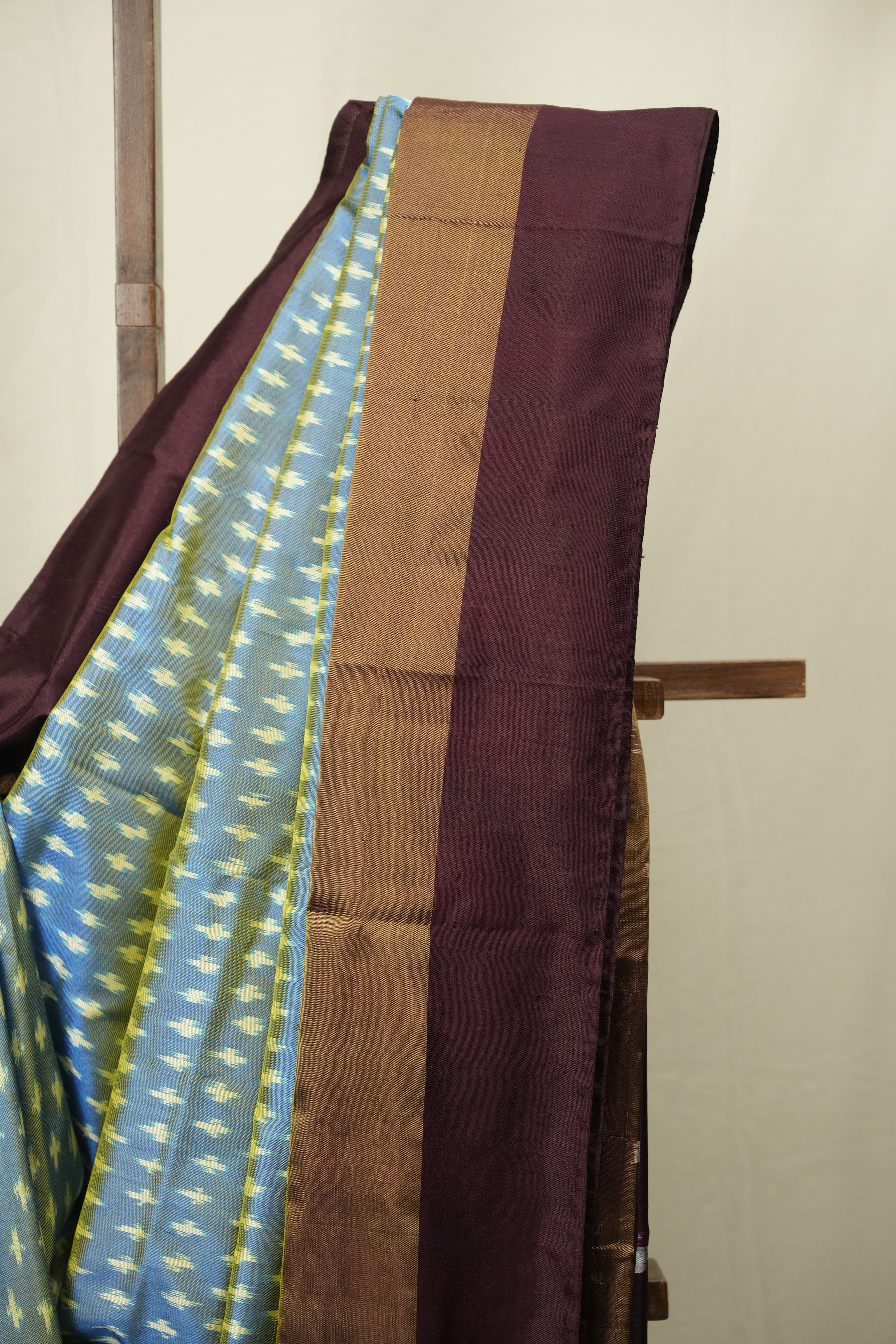 Dual Tone Blue Pochampalli Silk Ikat Saree - SRDTBPSIS331