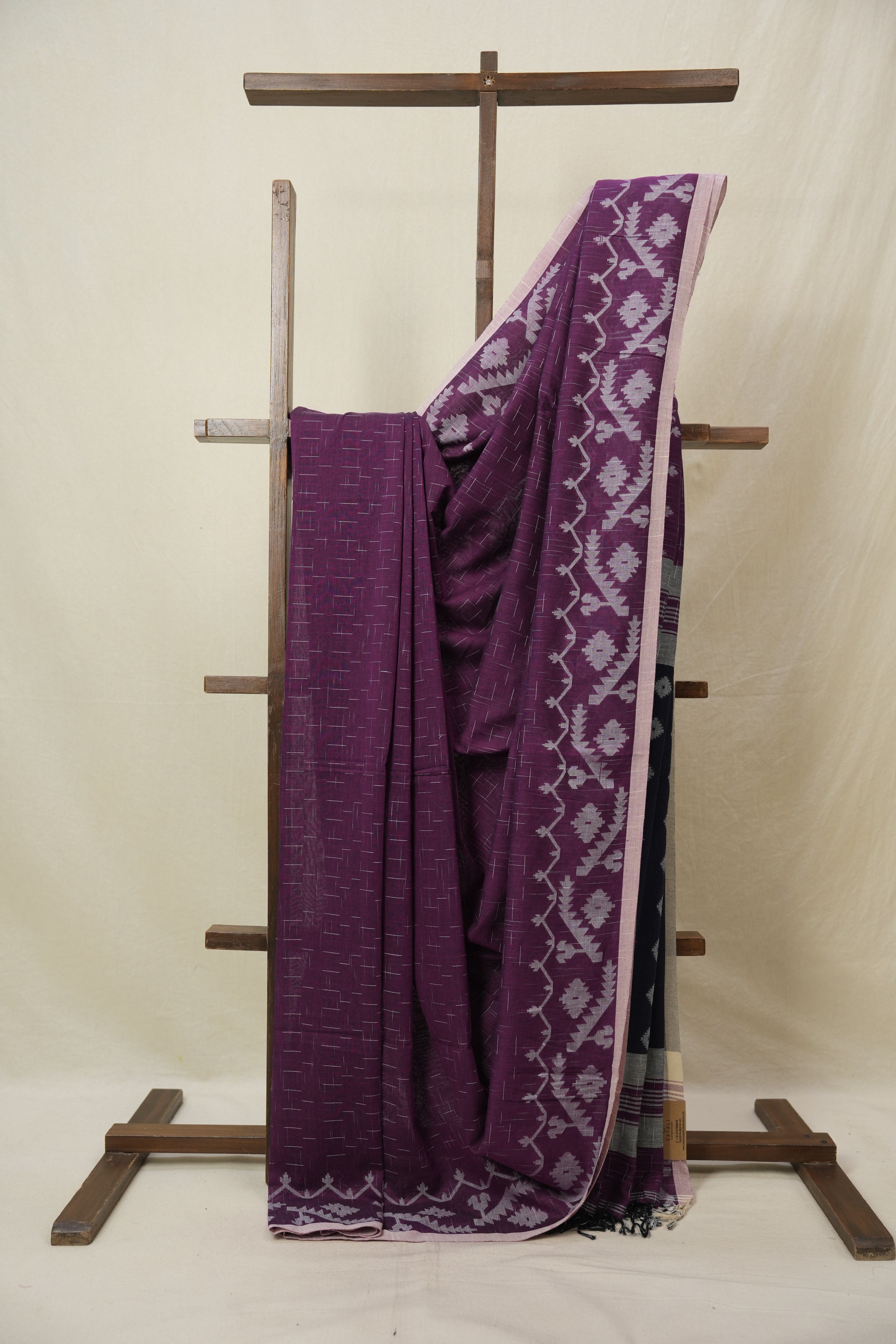 Purple Bengal Cotton Jamdani Saree - SRPBCJS258