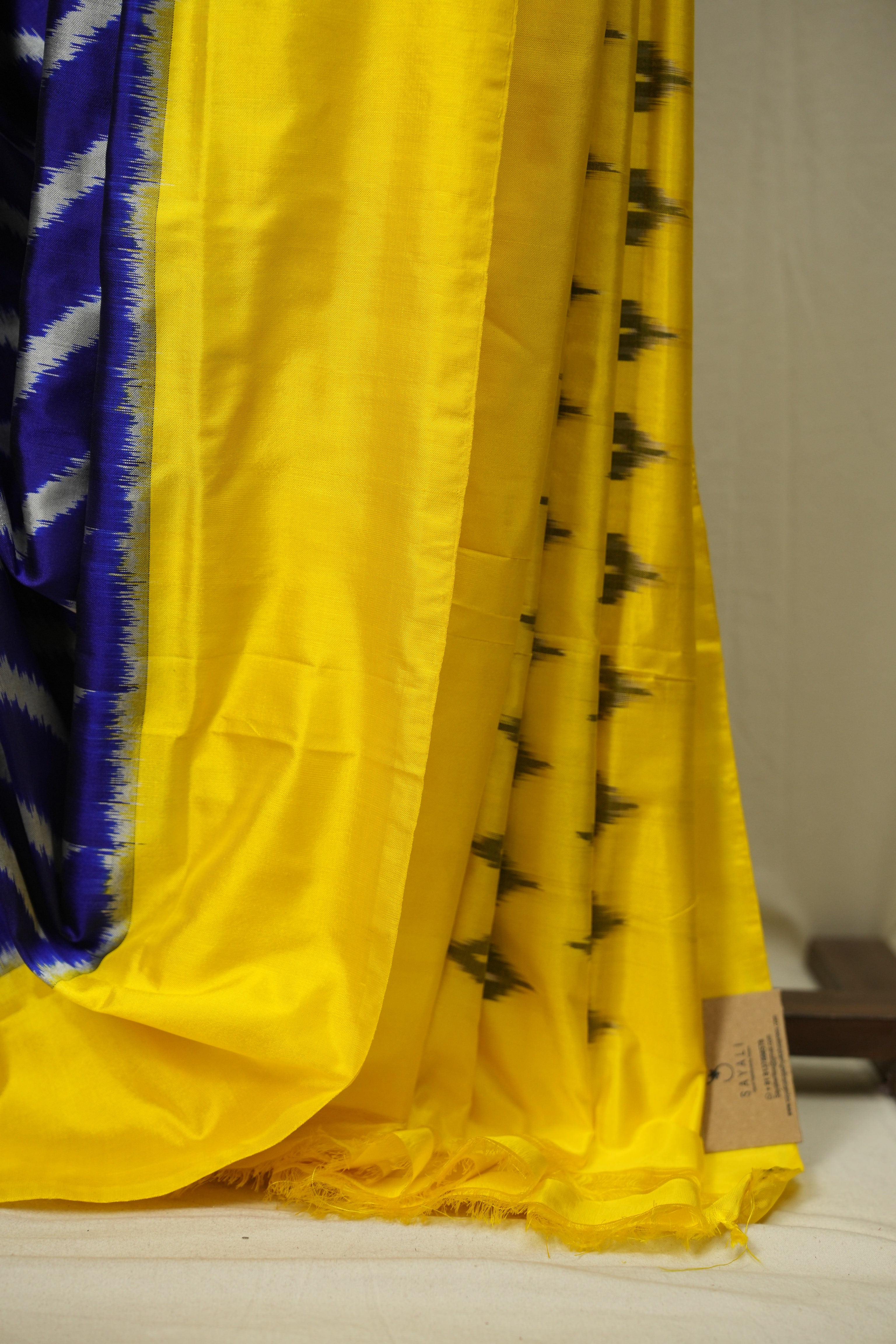 Royal Blue Pochampalli Silk Ikat Saree - SRRBPSIS333