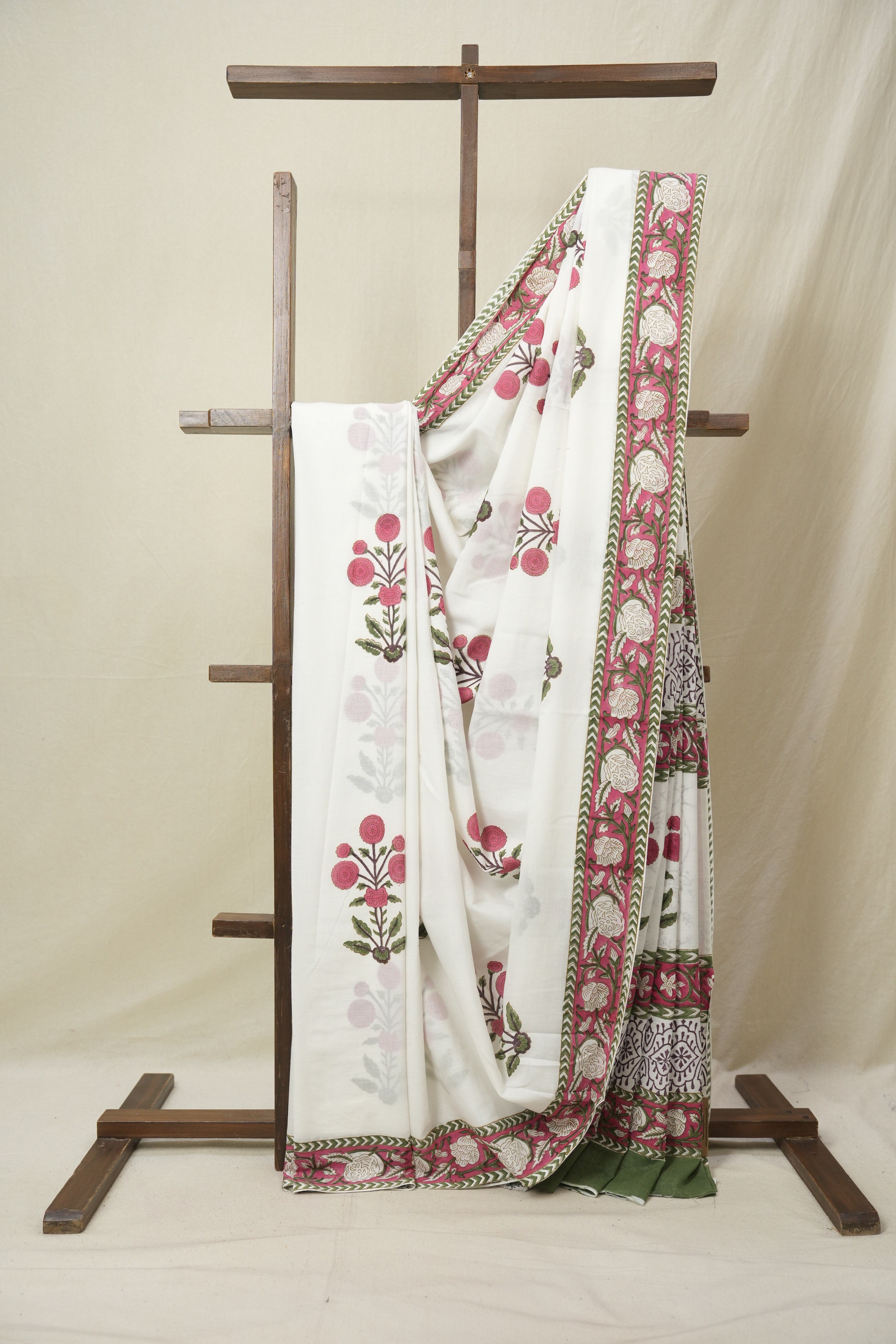 White HBP Cotton Saree - SRWCS3247