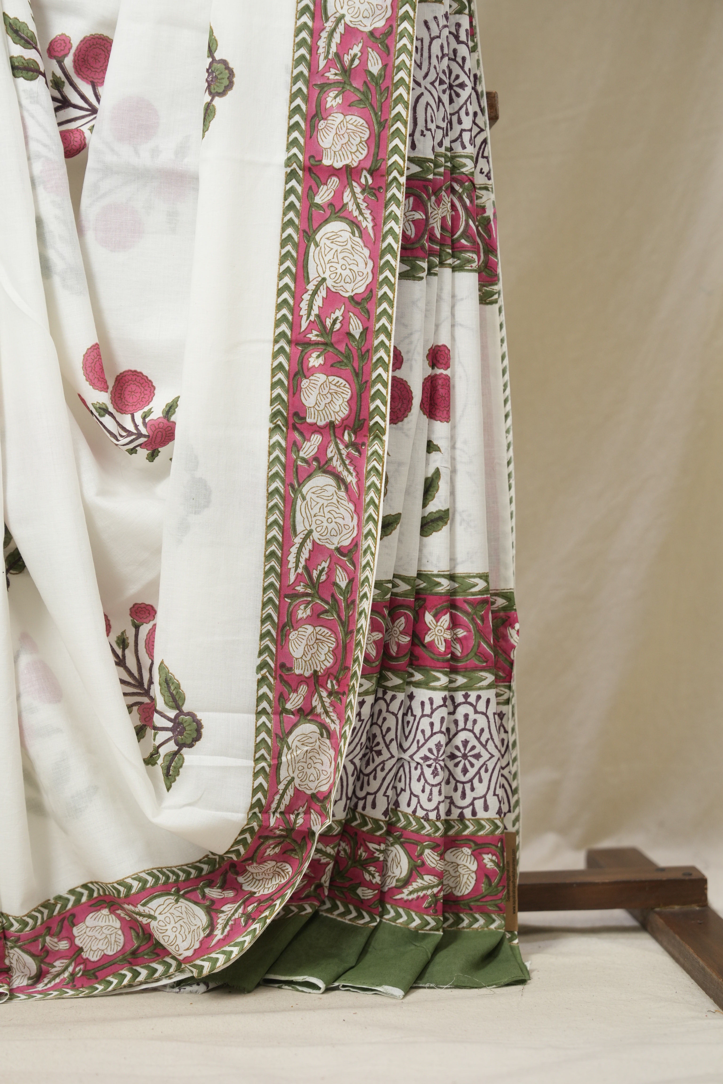 White HBP Cotton Saree - SRWCS3247