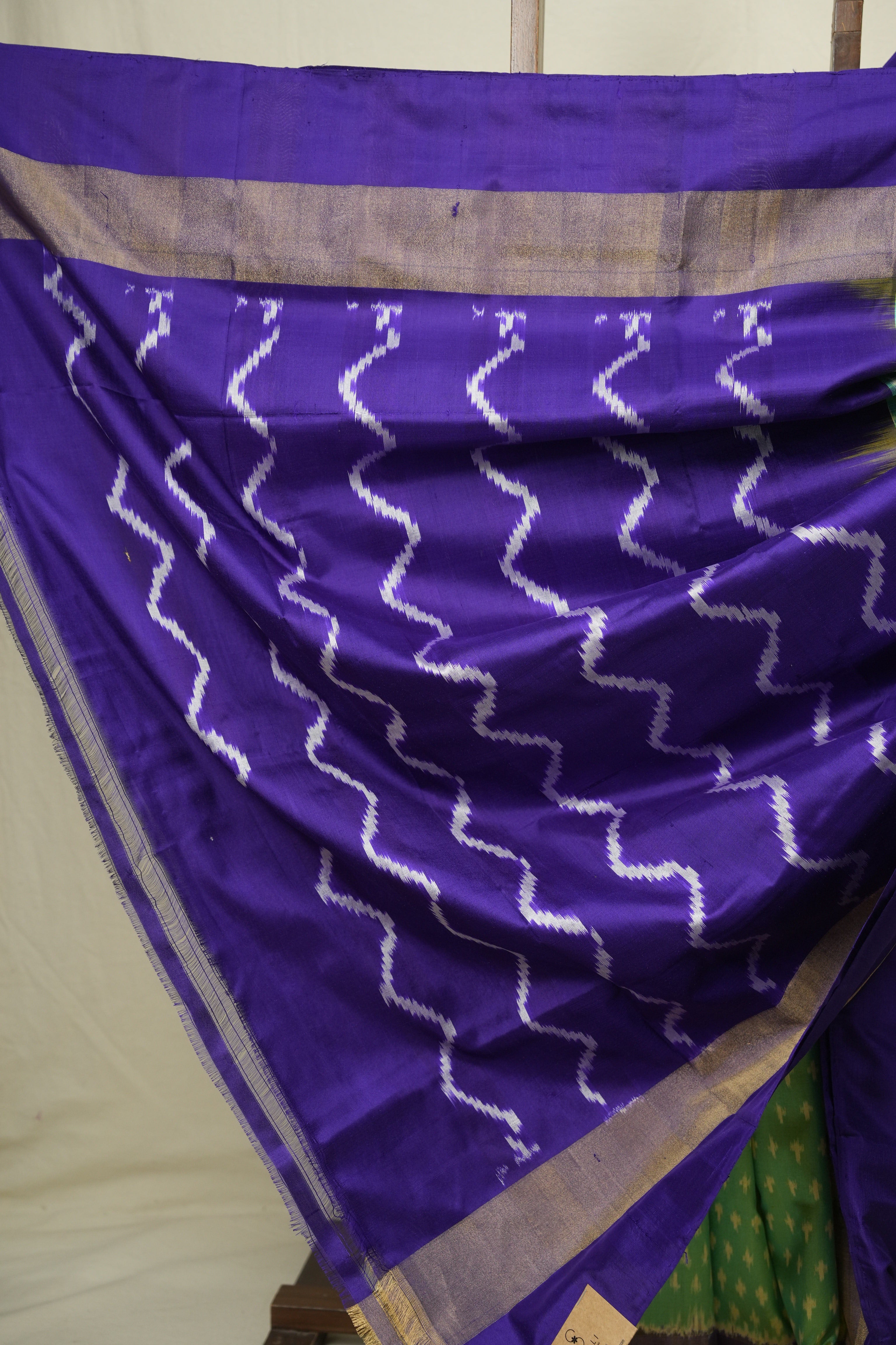 Dual Tone Mint Pochampalli Silk Ikat Saree - SRDTMPSIS328