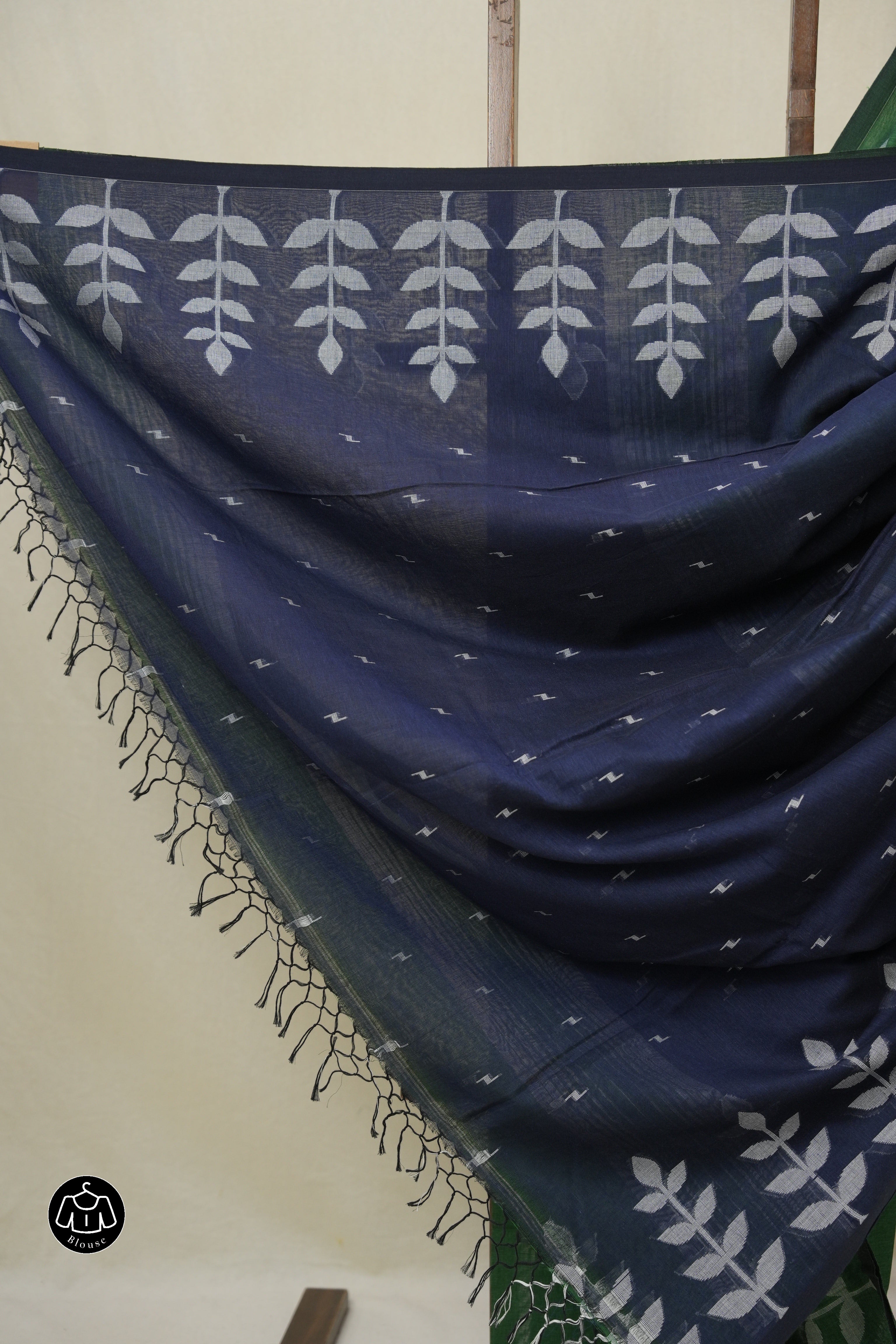 Bottle Green Bengal Cotton Jamdani Saree - SRBGBCJS253