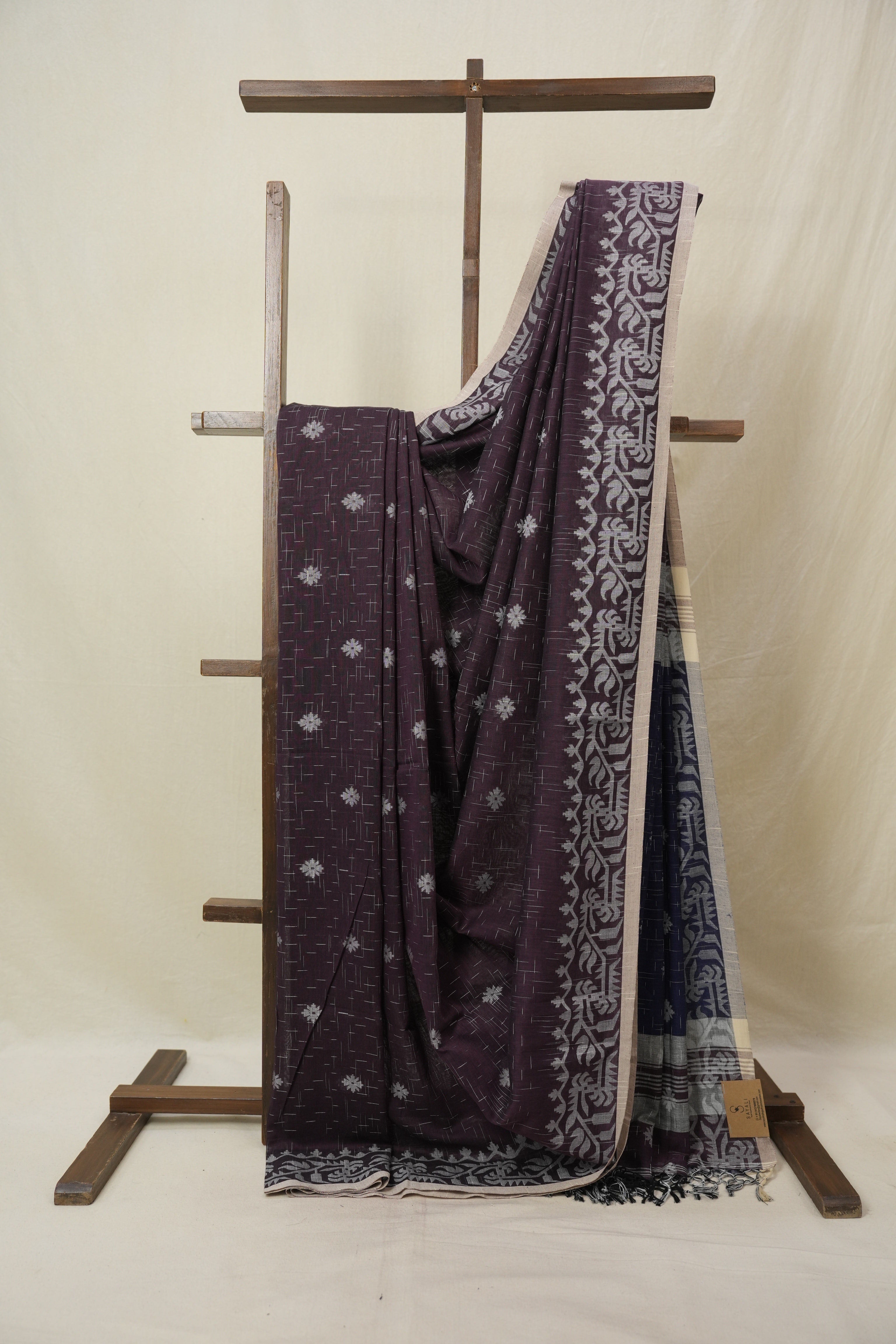 Plum Bengal Cotton Jamdani Saree - SRPBCJS256
