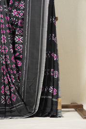 Black Pochampalli Silk Ikat Saree - SRBPSIS192