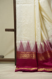 White Pochampalli Silk Ikat Saree - SRWPSIS318