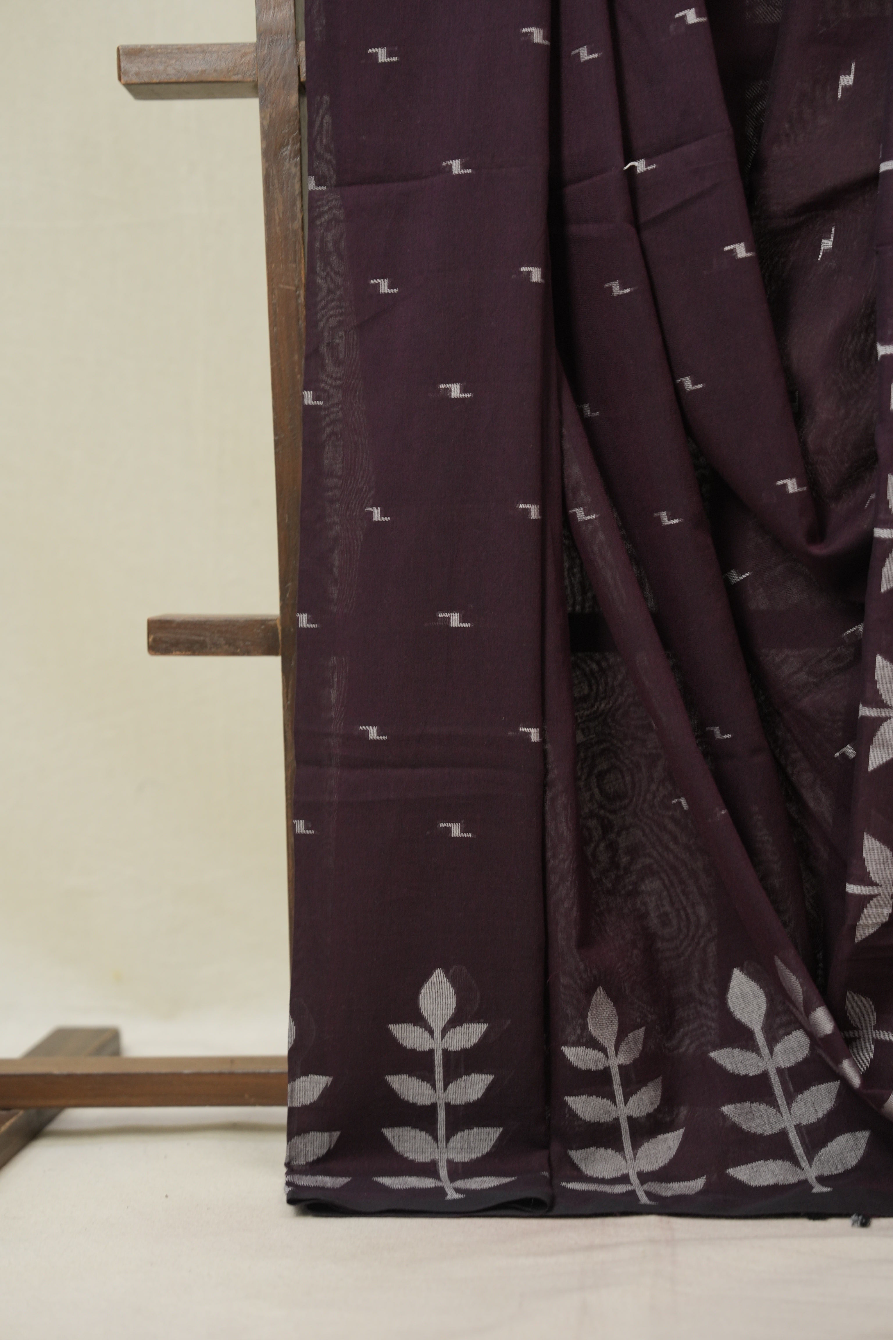 Plum Bengal Cotton Jamdani Saree - SRPBCJS251