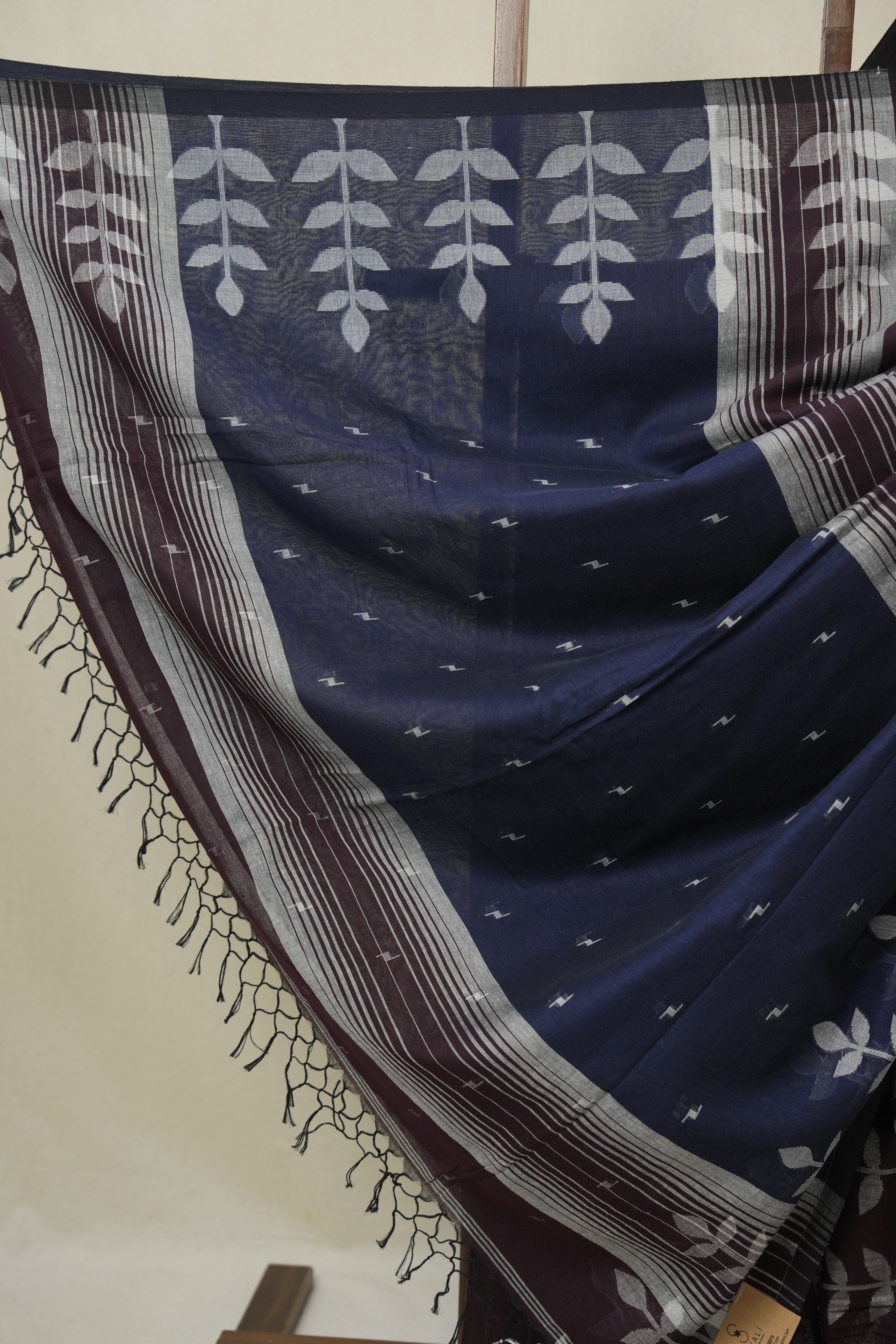 Plum Bengal Cotton Jamdani Saree - SRPBCJS251