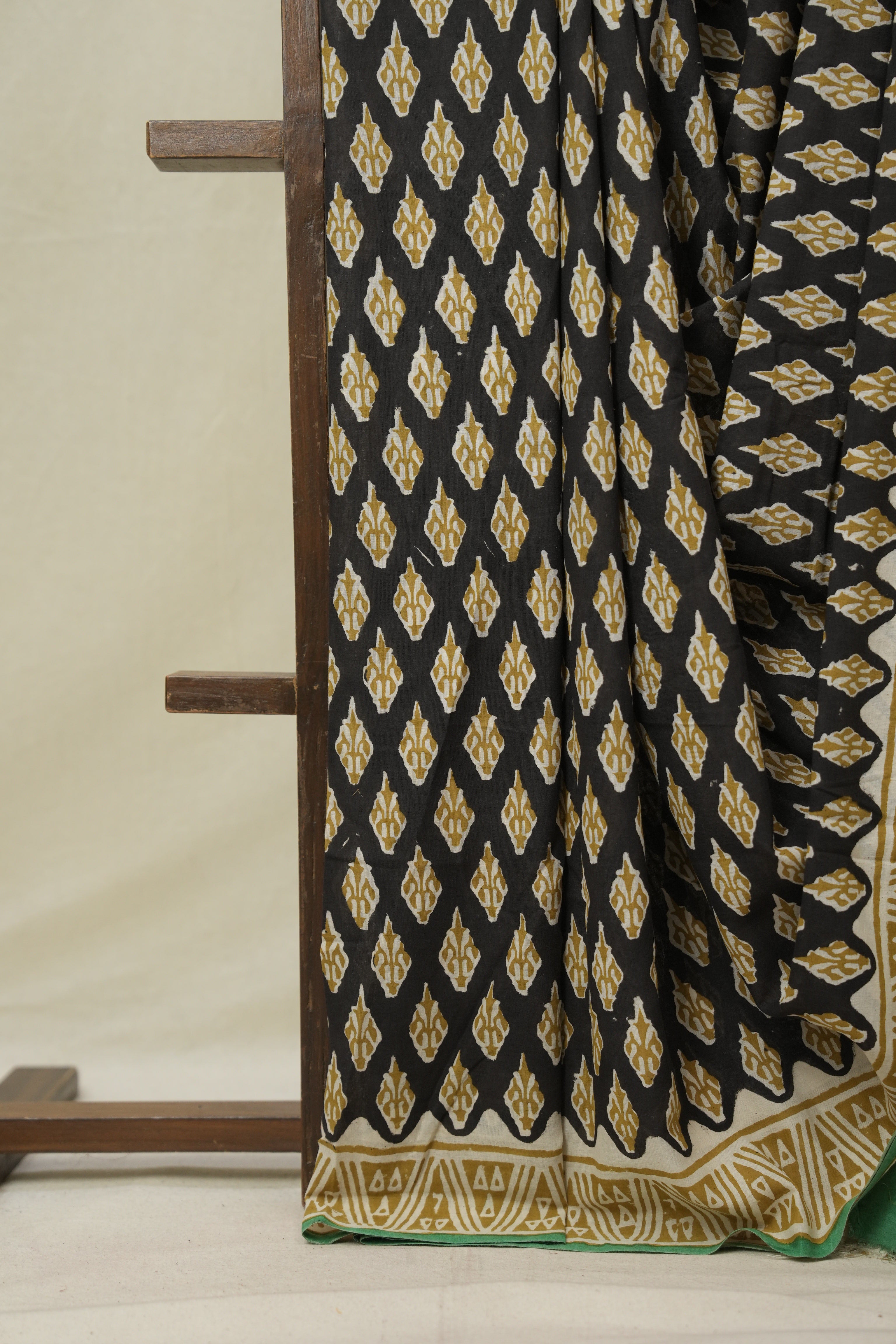Black HBP Cotton Saree - SRBCS3250