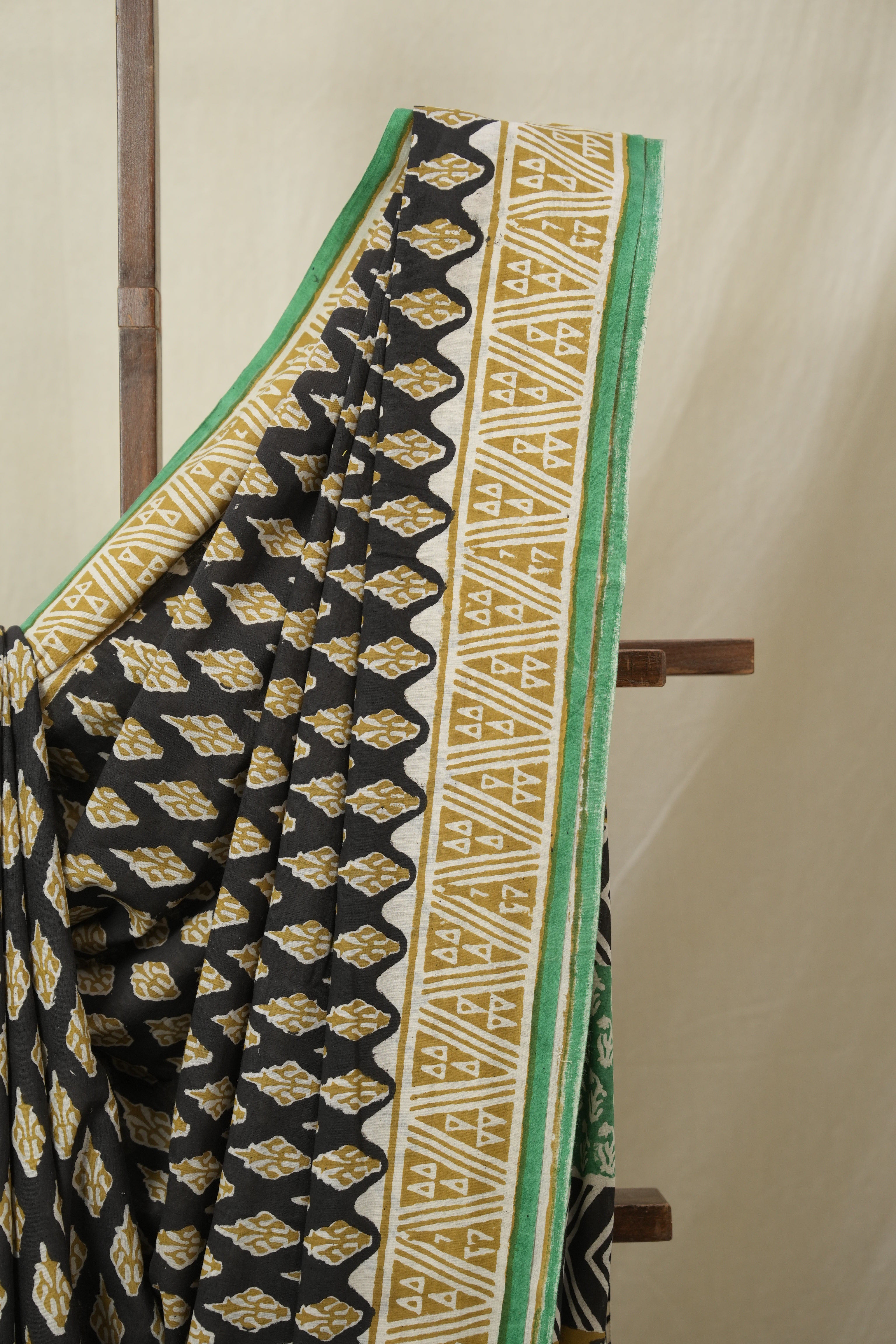 Black HBP Cotton Saree - SRBCS3250