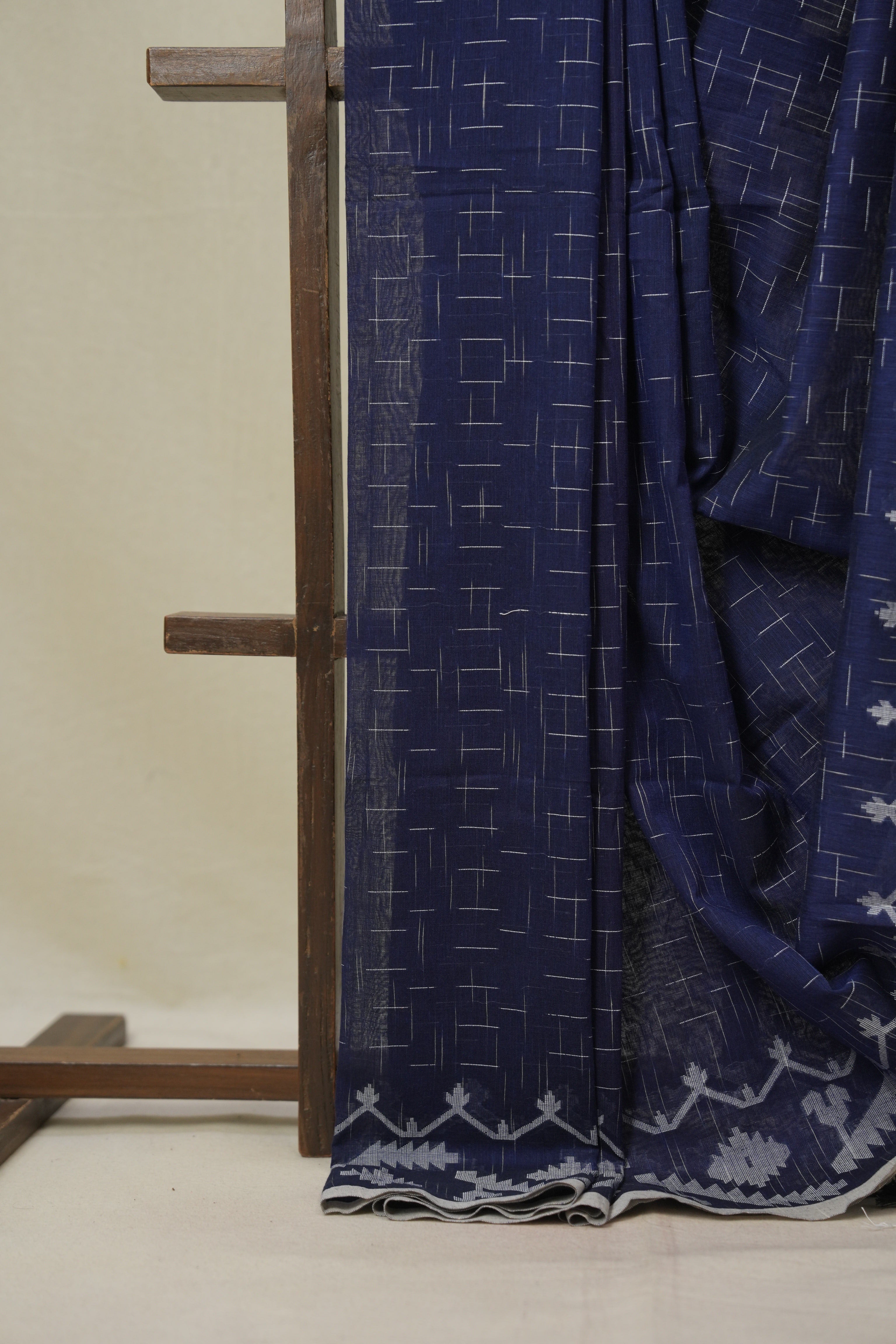 Navy Blue Bengal Cotton Jamdani Saree - SRNBBCJS249