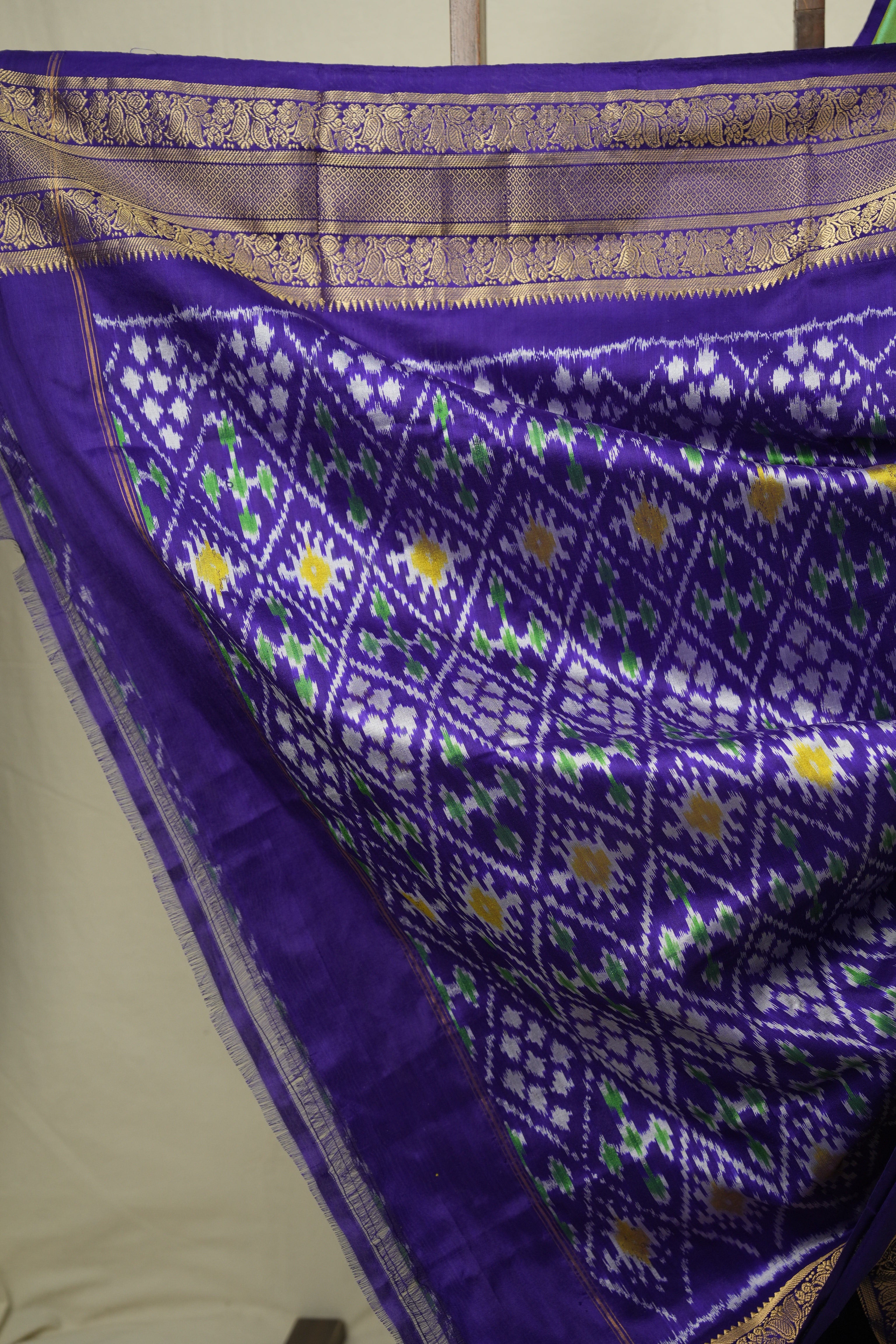 Two Tone Teal Pochampalli Silk Ikat Saree - SRTPSIS317