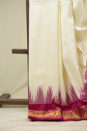 White Pochampalli Silk Ikat Saree - SRWPSIS316