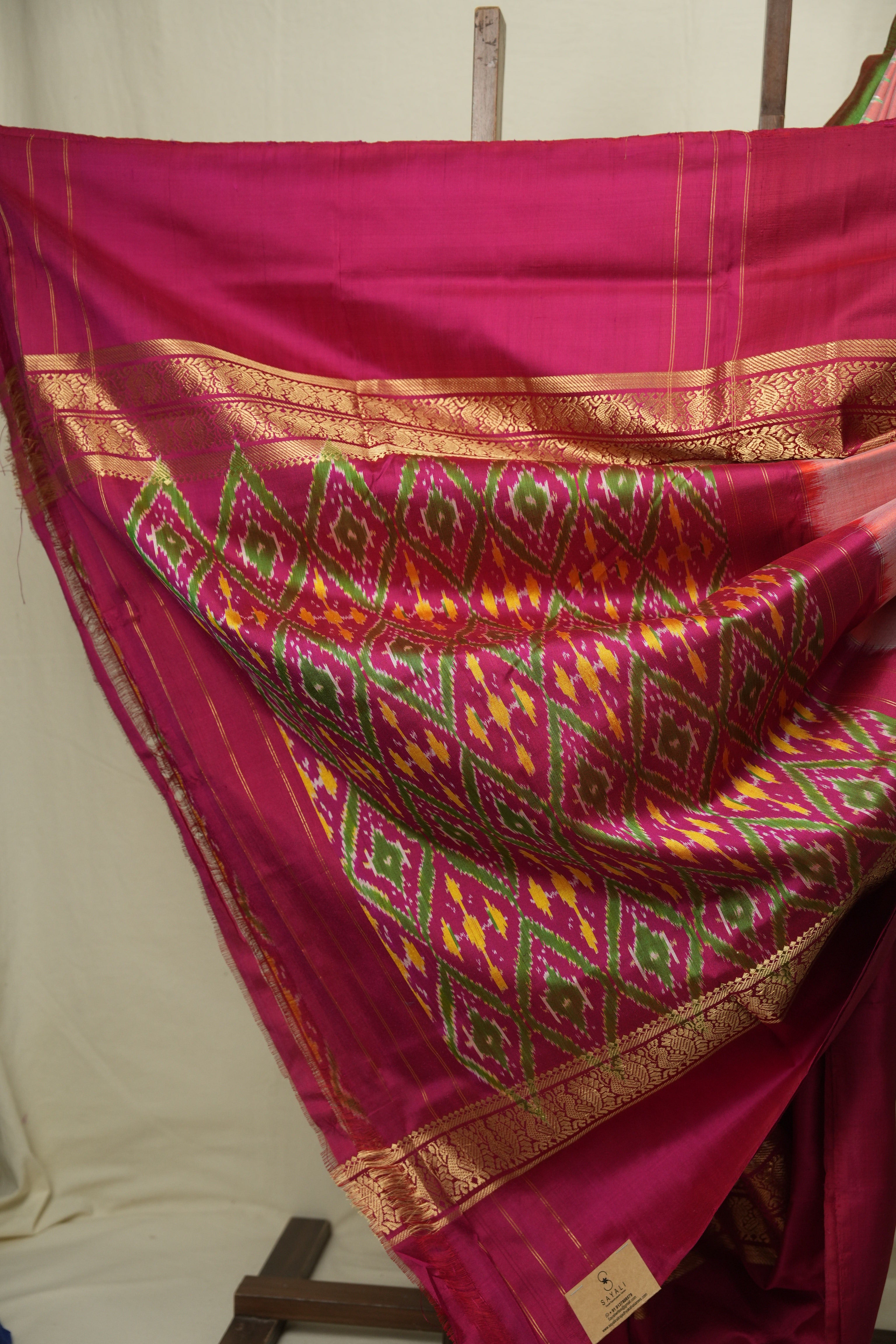 Peach Pochampalli Silk Ikat Saree - SRPPSIS321