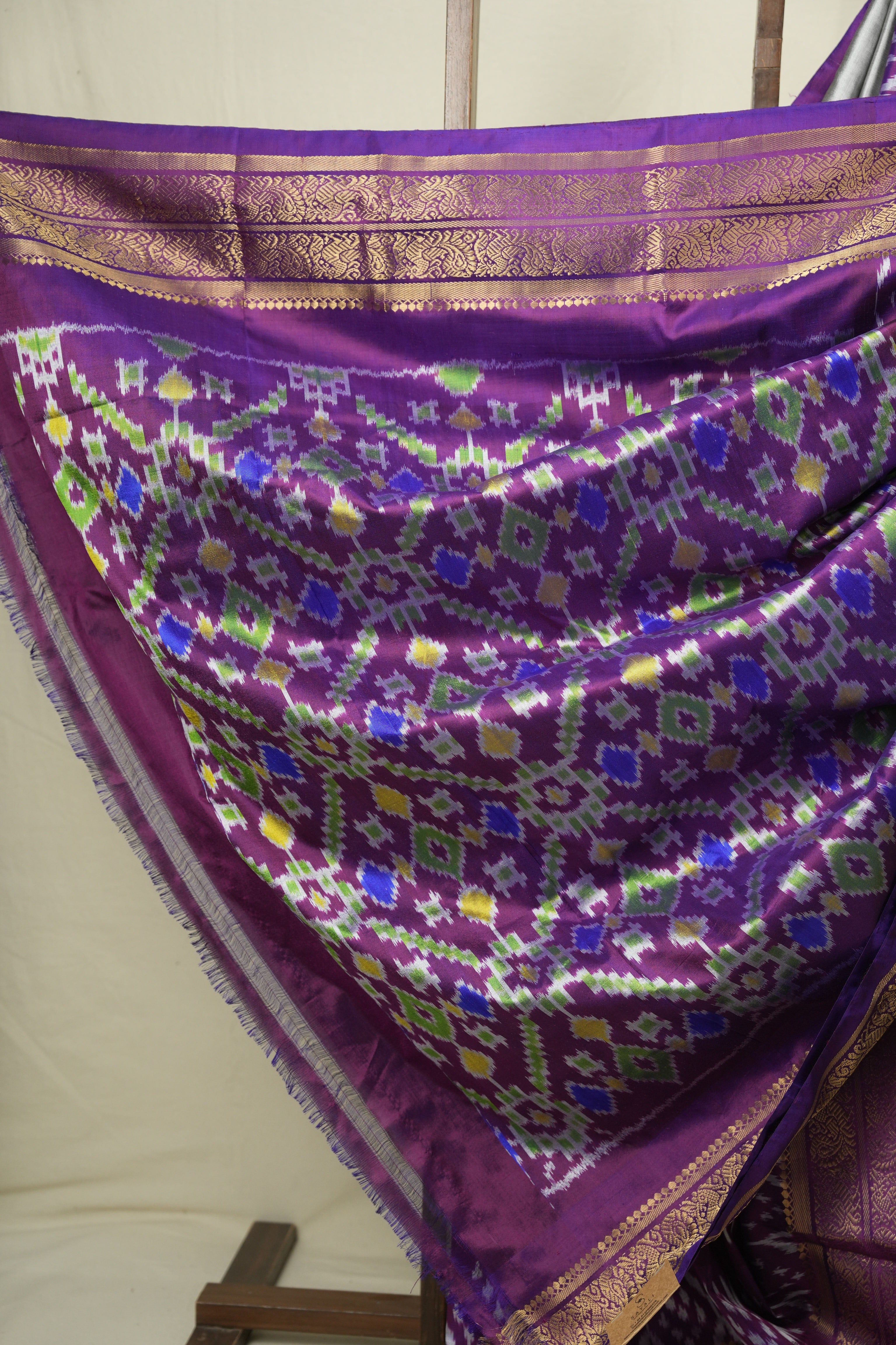 Grey Pochampalli Silk Ikat Saree - SRGPSIS315