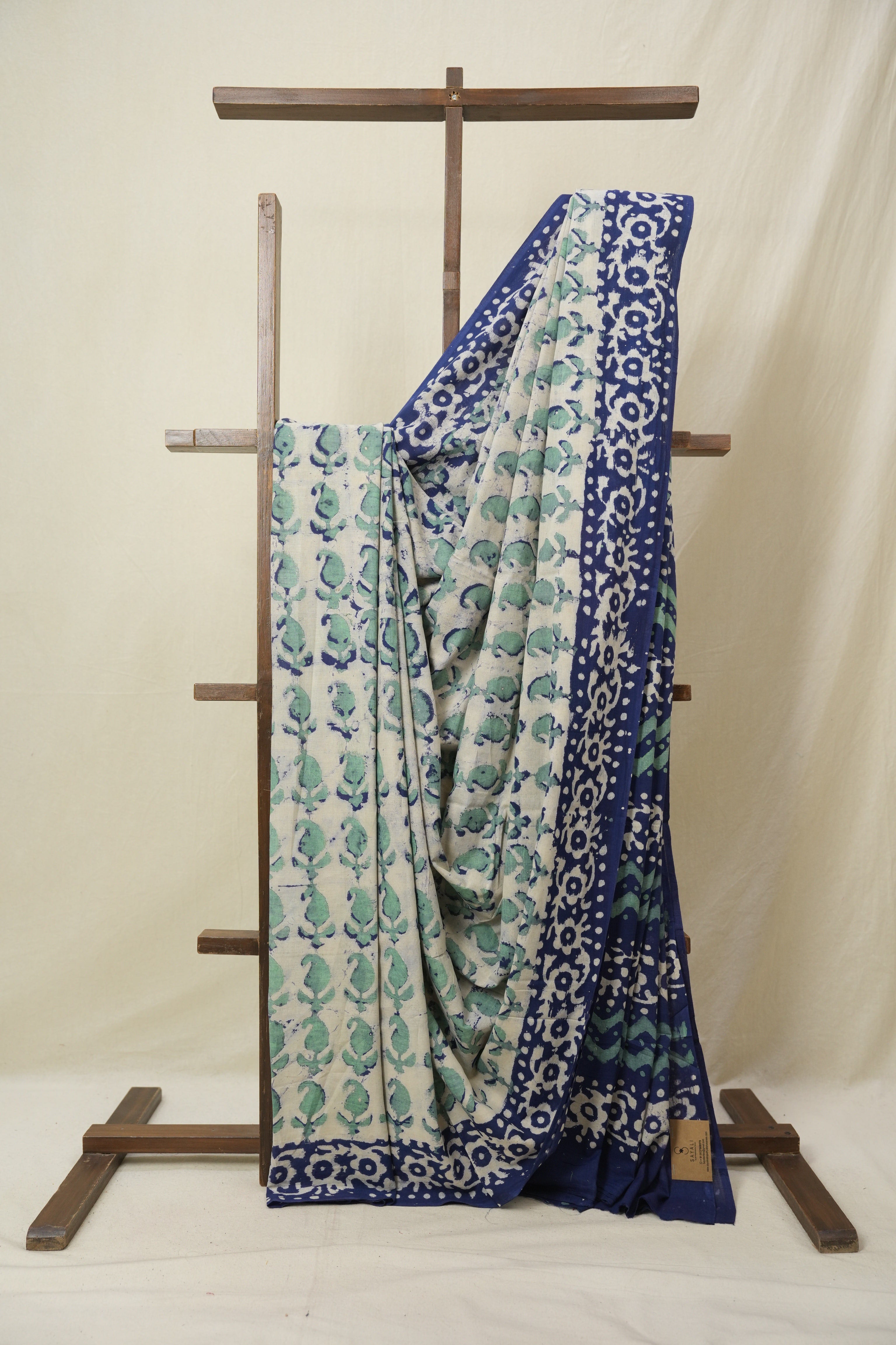 Off  -White HBP Cotton Saree - SROWCS3253