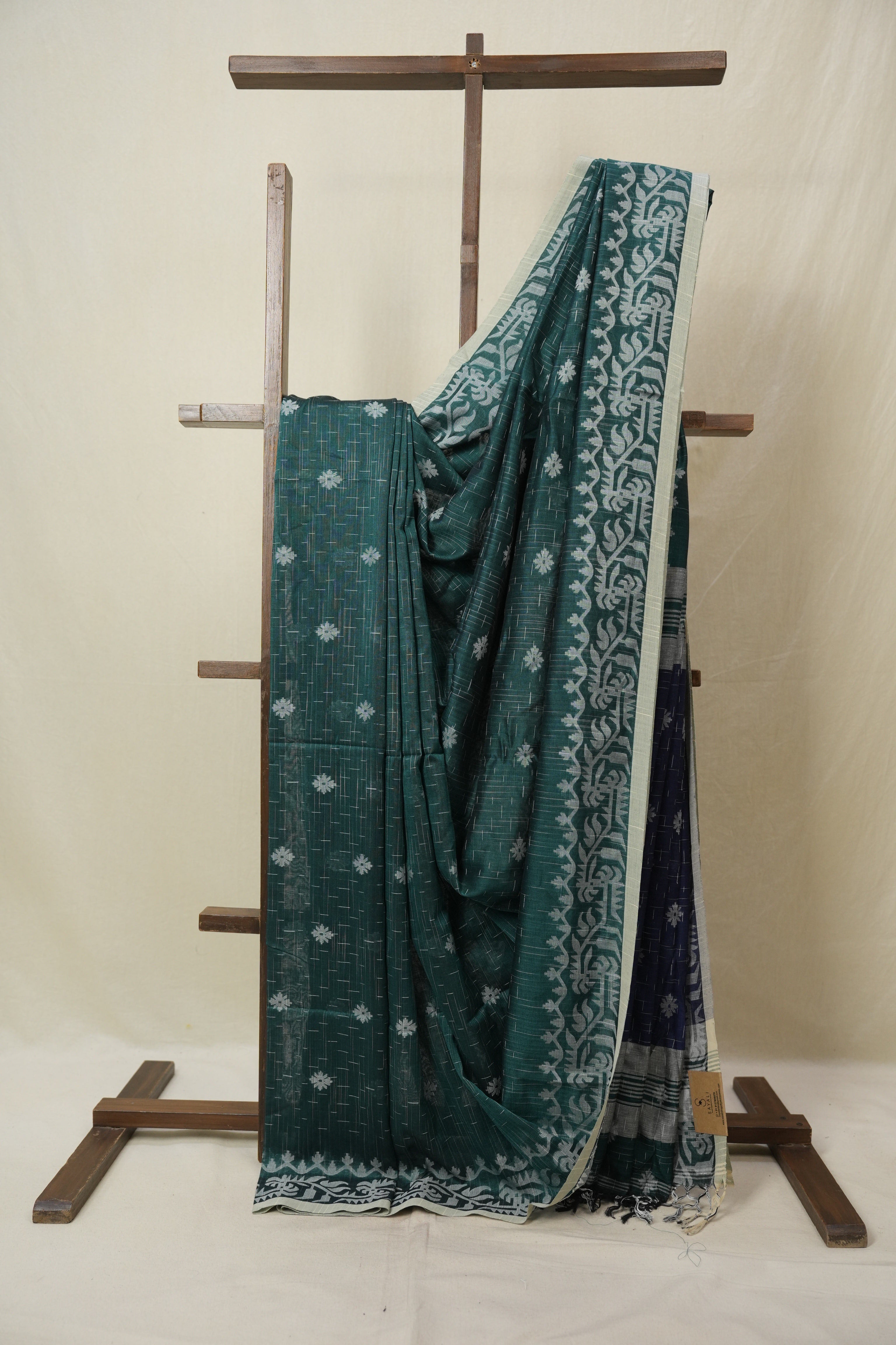 Green Bengal Cotton Jamdani Saree - SRGBCJS247