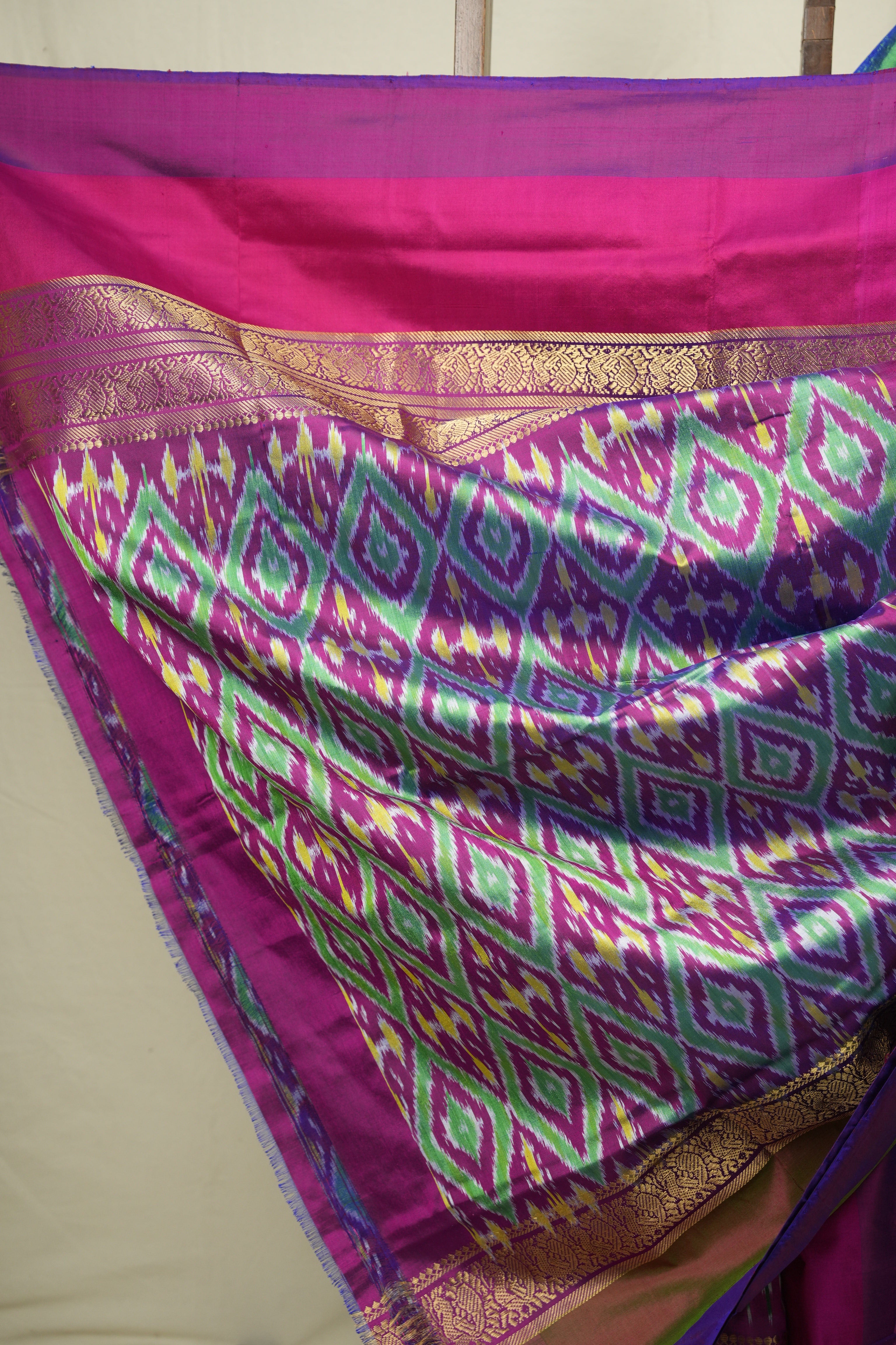 Green Pochampalli Silk Ikat Saree - SRGPSIS314