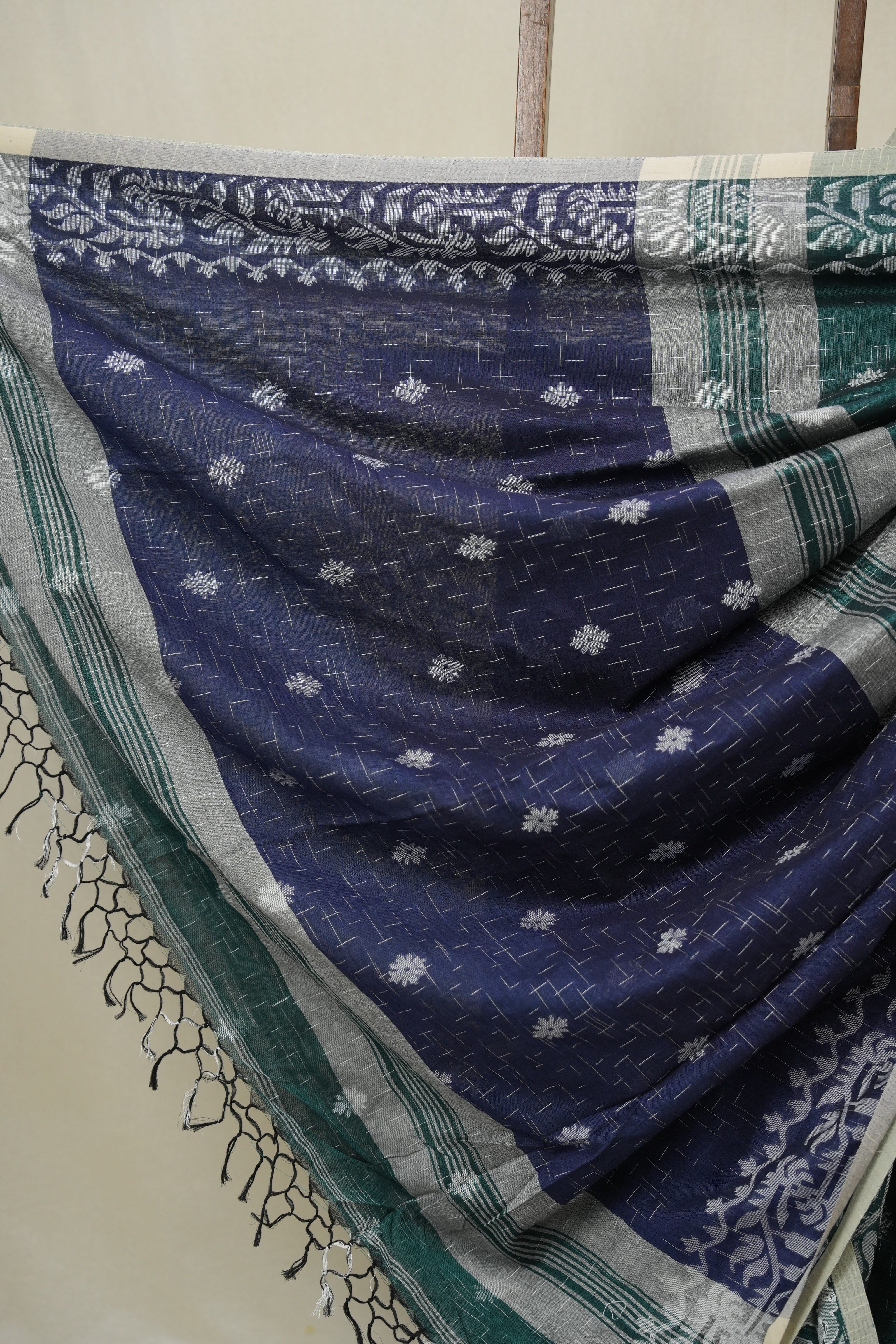 Green Bengal Cotton Jamdani Saree - SRGBCJS247