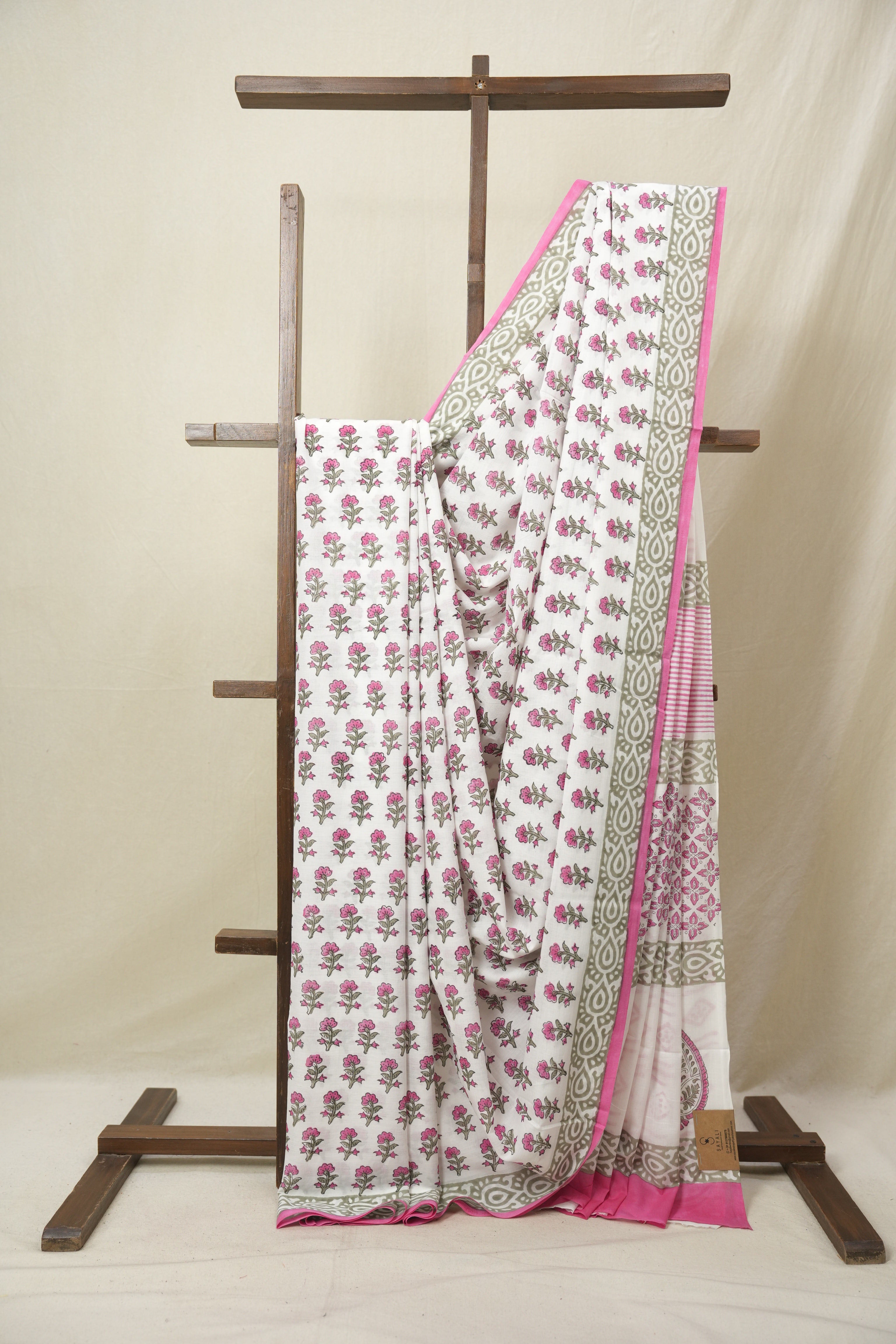 White HBP Cotton Saree - SRWCS3233