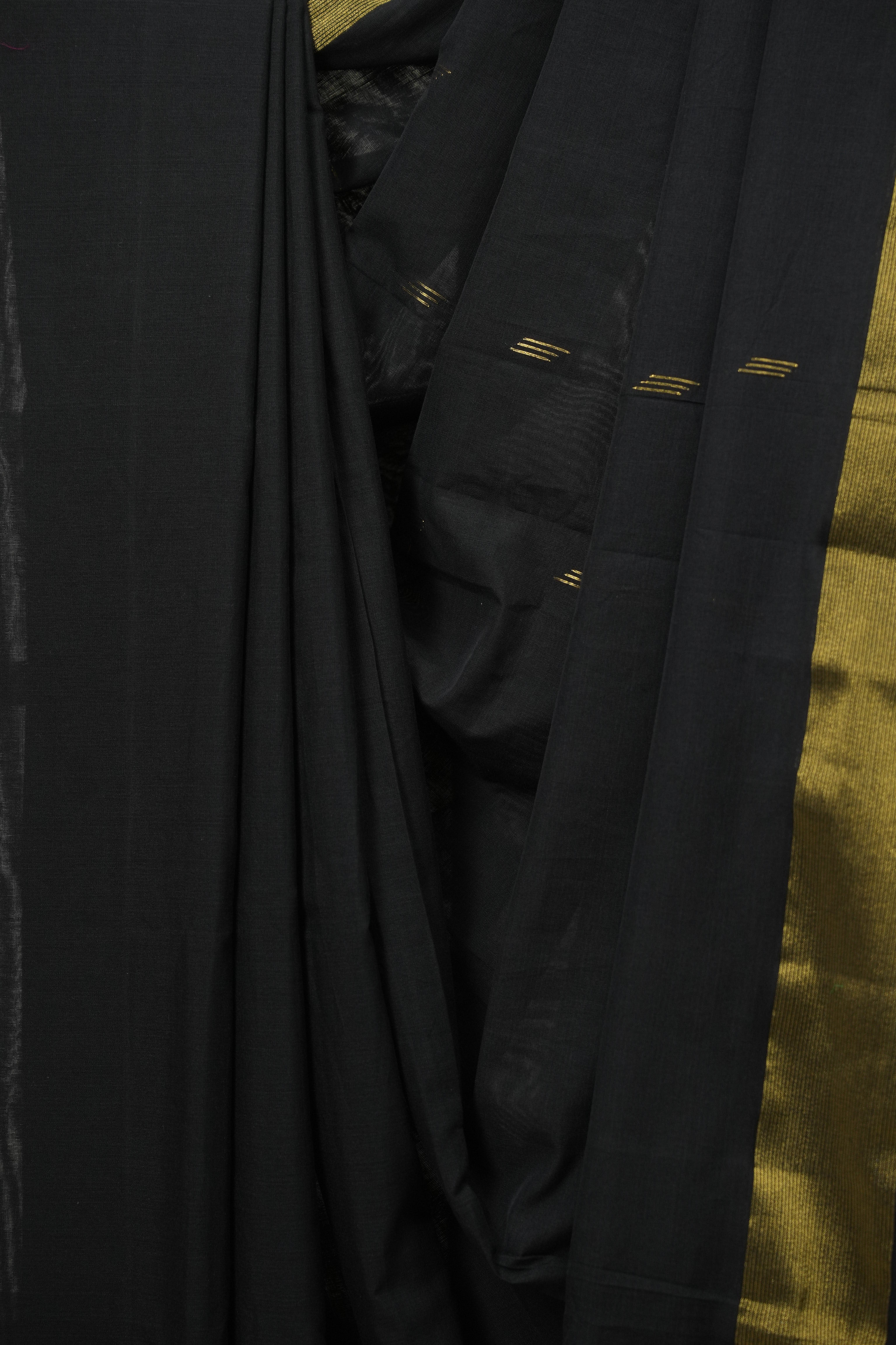 Black Cotton Paithani Saree - SRBCPS820