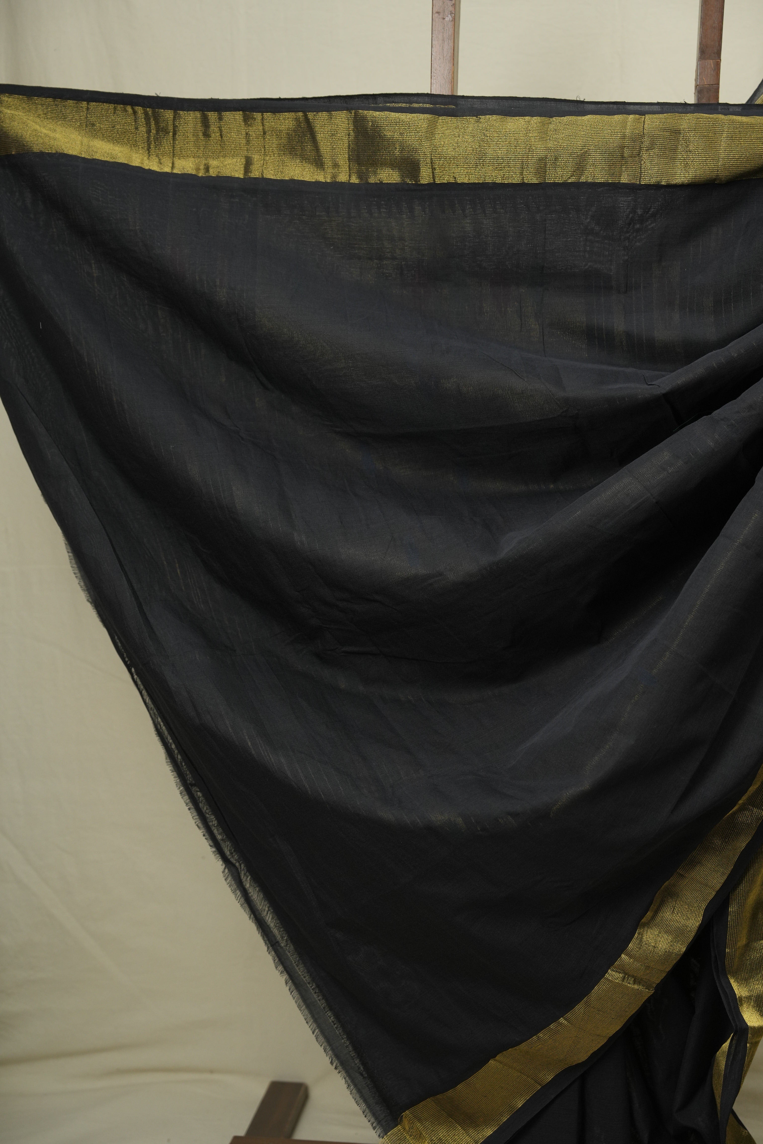 Black Cotton Paithani Saree - SRBCPS820