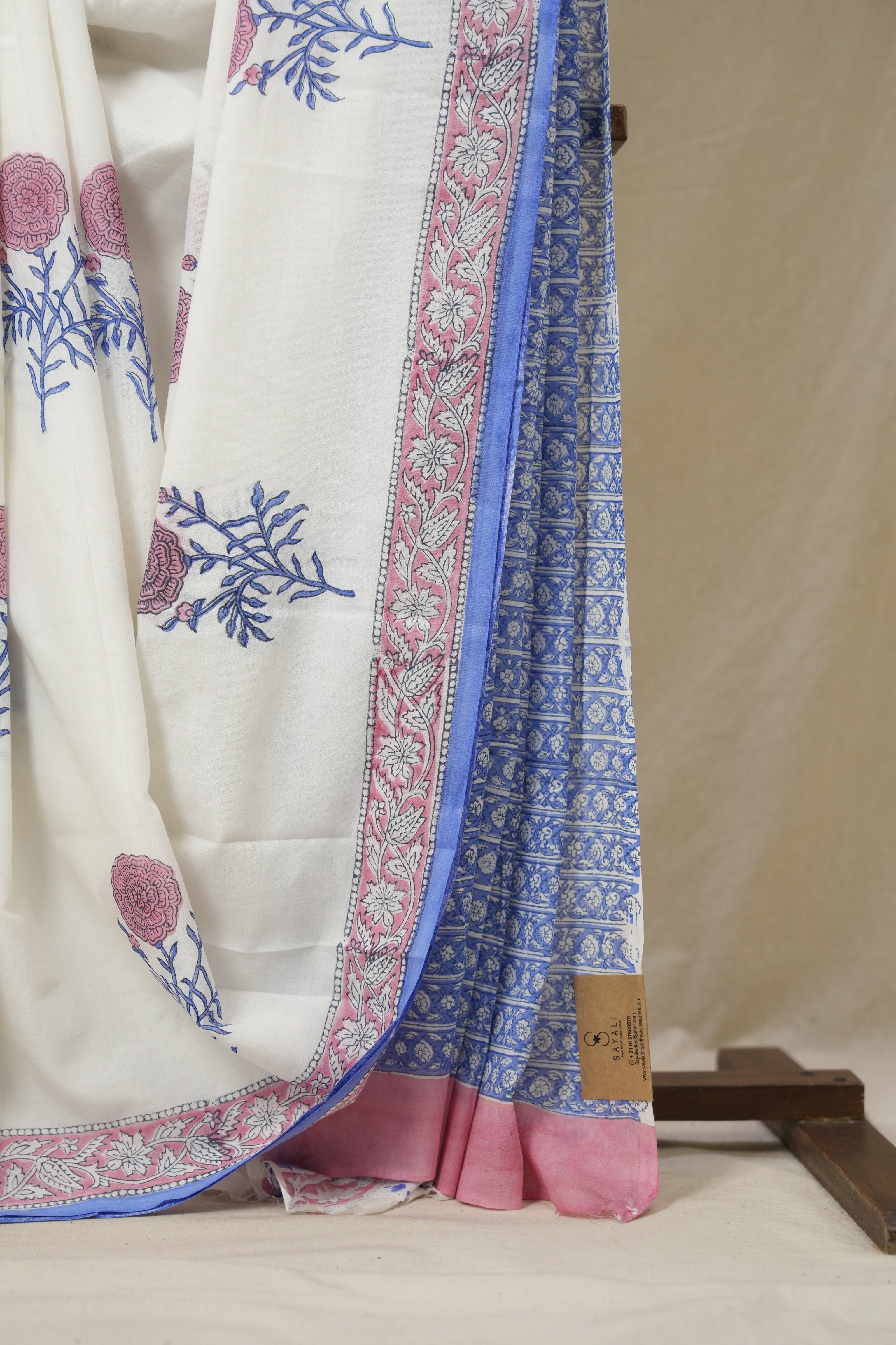 White HBP Cotton Saree - SRWCS3237