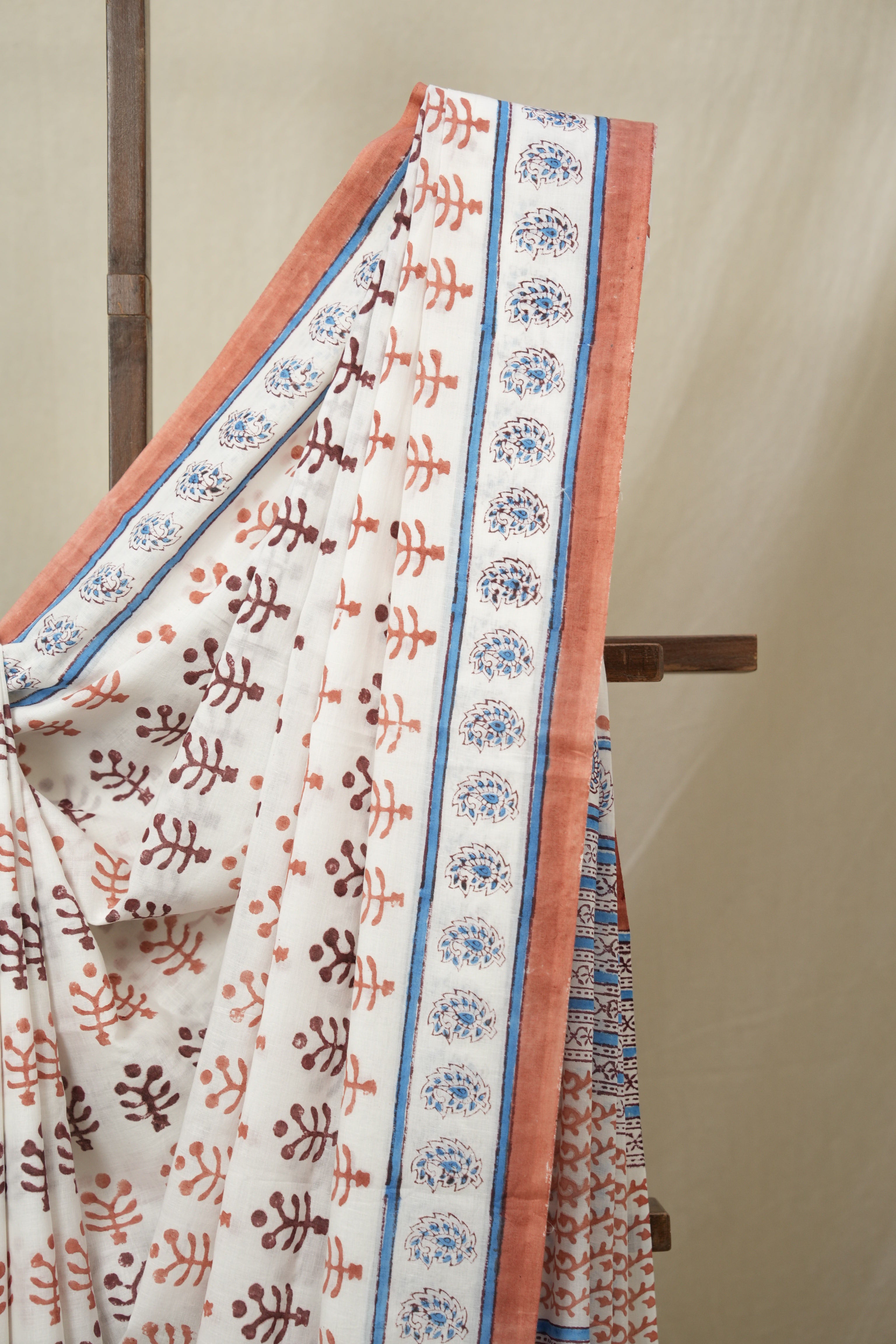 White HBP Cotton Saree - SRWCS3236