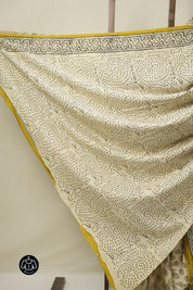 Cream HBP Cotton Saree - SRCCS3239