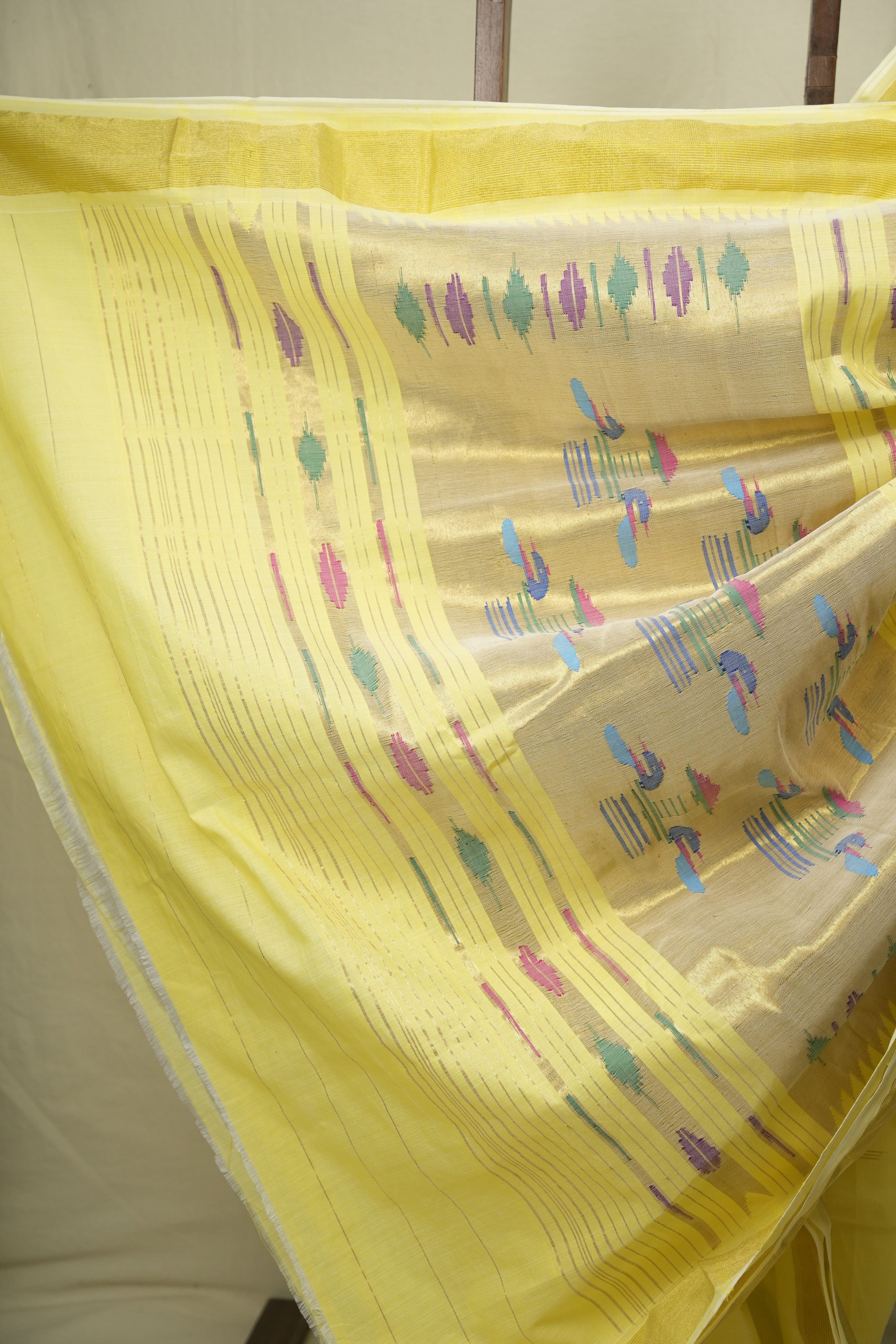 Light Yellow Cotton Paithani Saree - SRLYCPS817