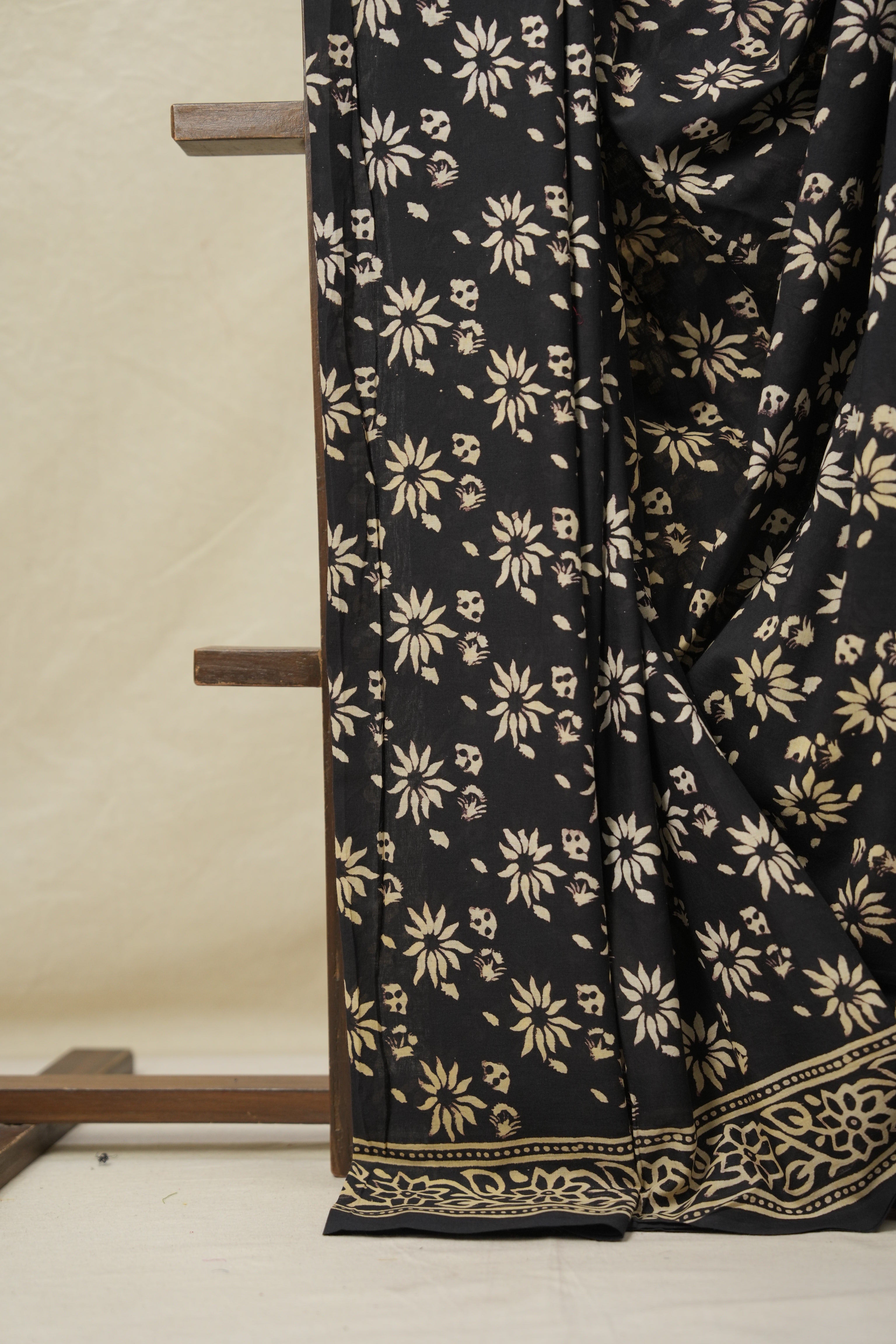 Black HBP Cotton Saree - SRBCS3069