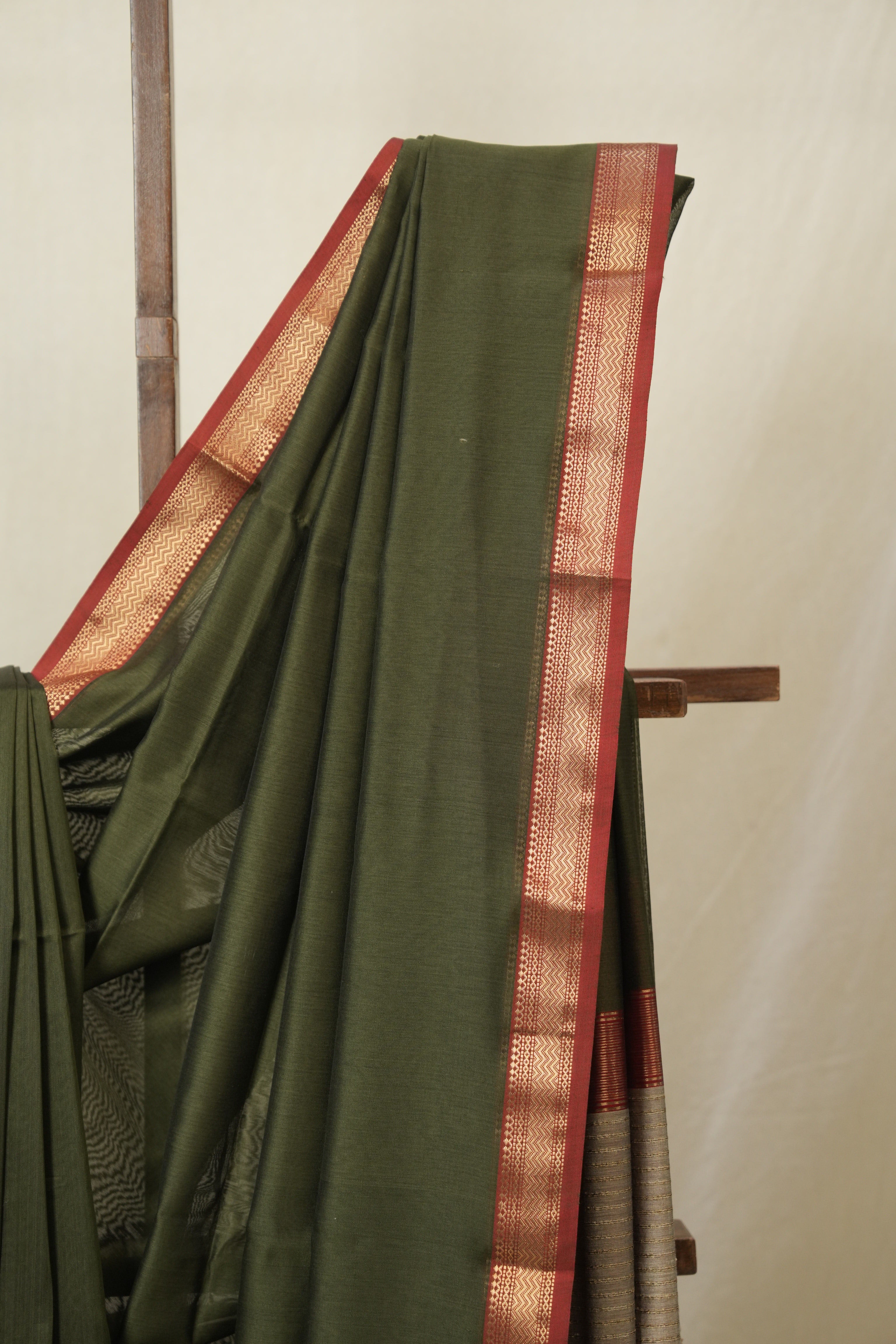 Moss Green Maheshwari Saree - SRMGMS1086
