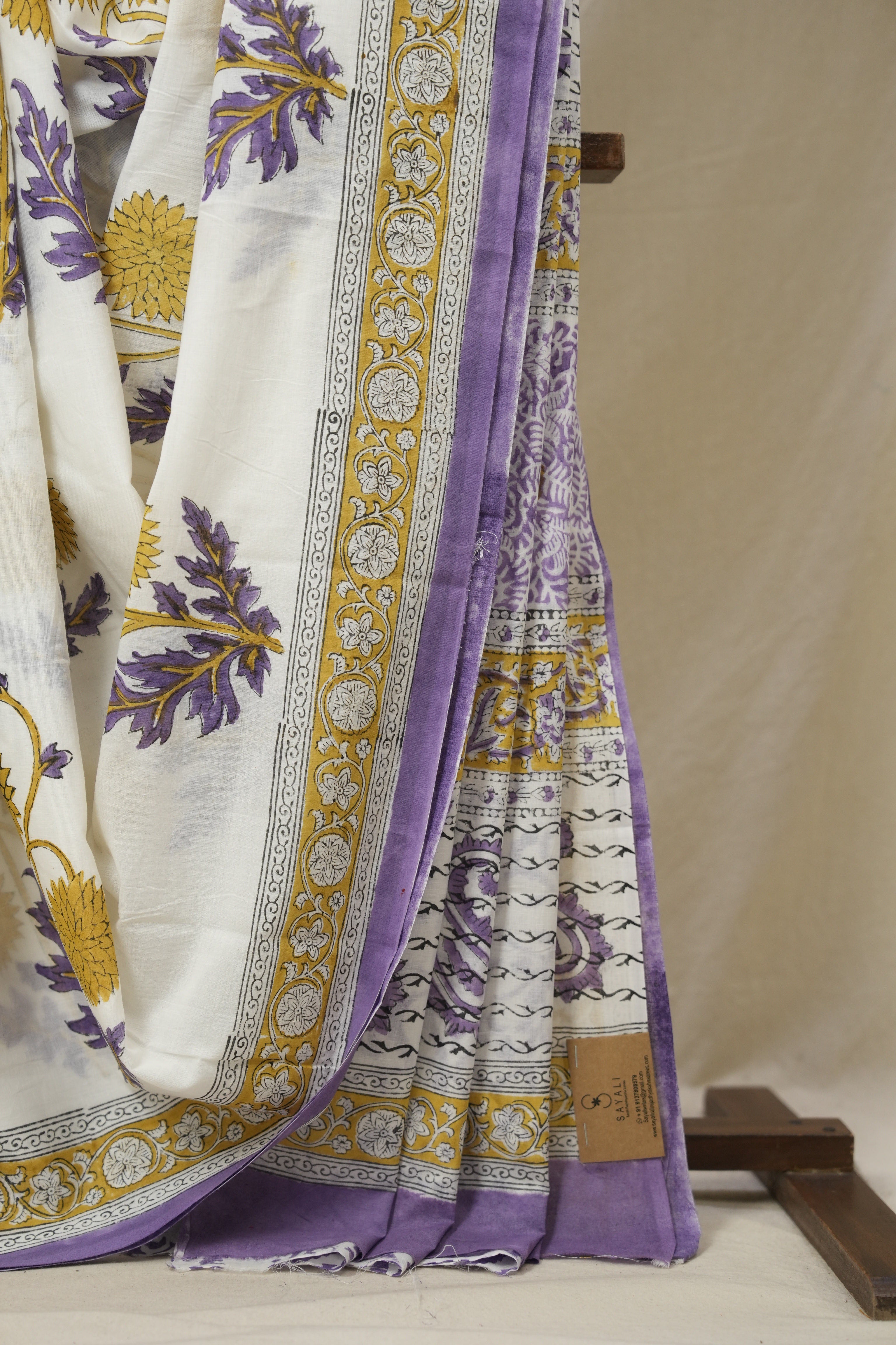 White  HBP Cotton Saree - SRWCS3243