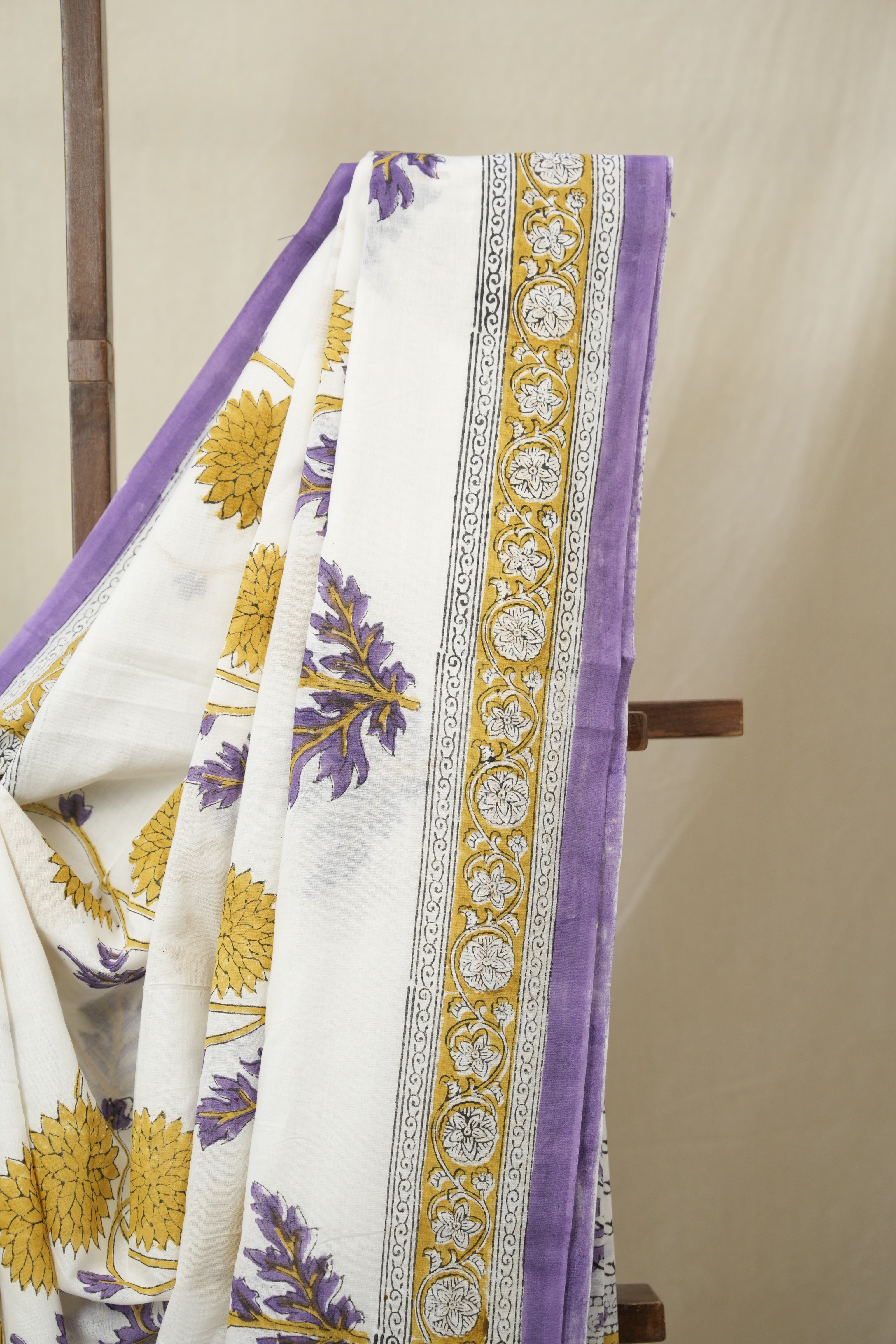 White  HBP Cotton Saree - SRWCS3243
