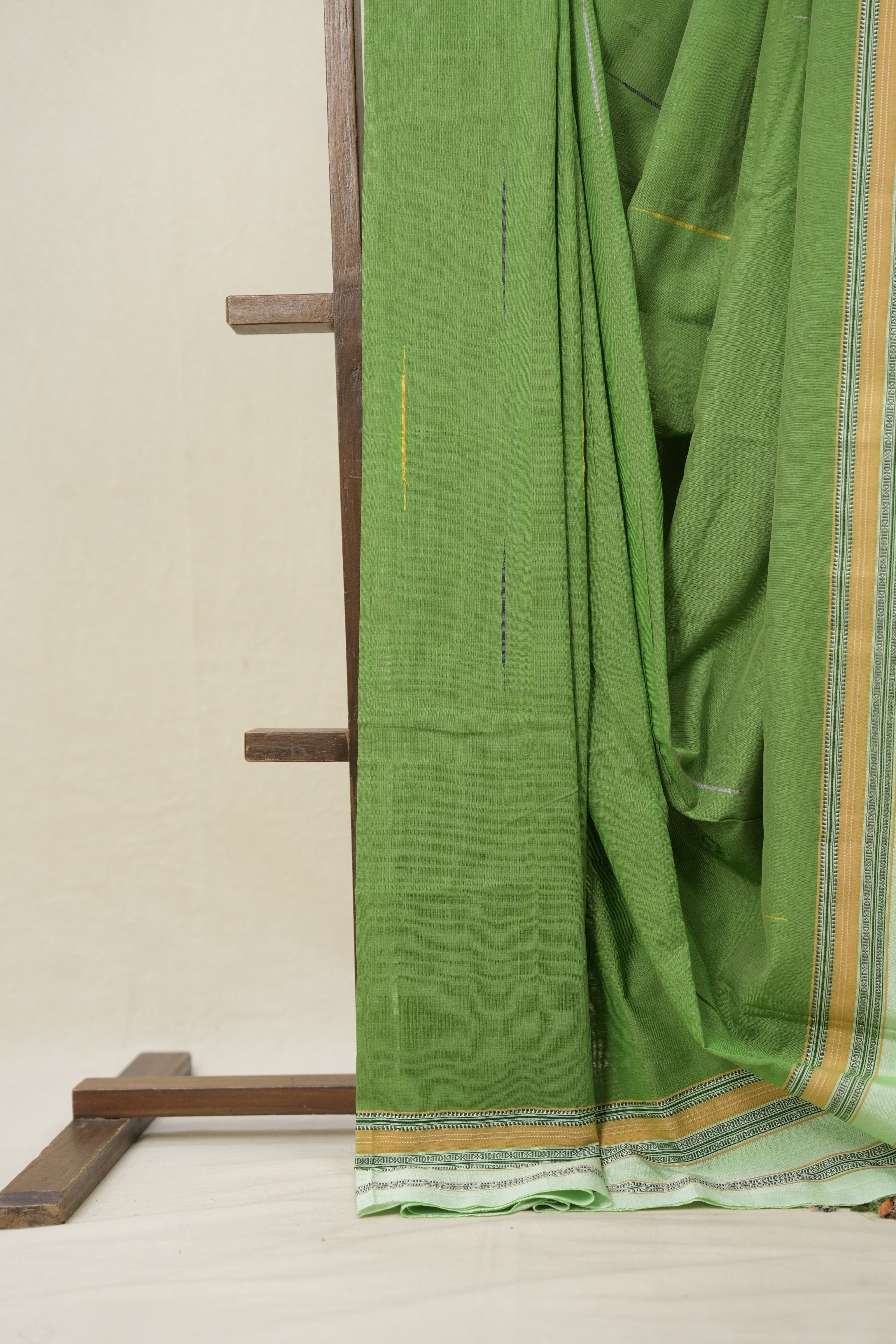 Green Plain Cotton Ilkal Saree With Gayatri Border - SRGCIS806
