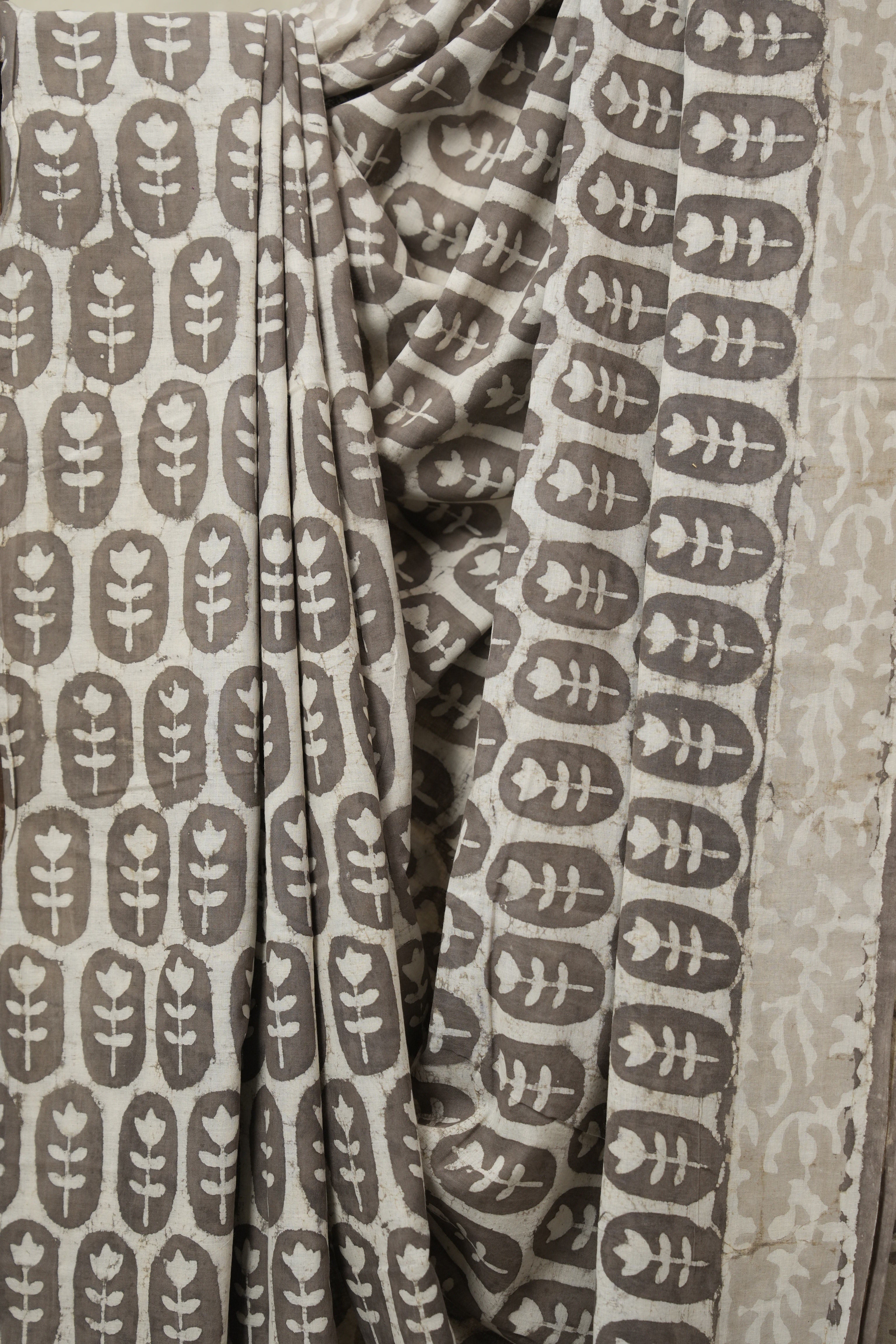 Grey HBP Cotton Saree - SRGCS3257