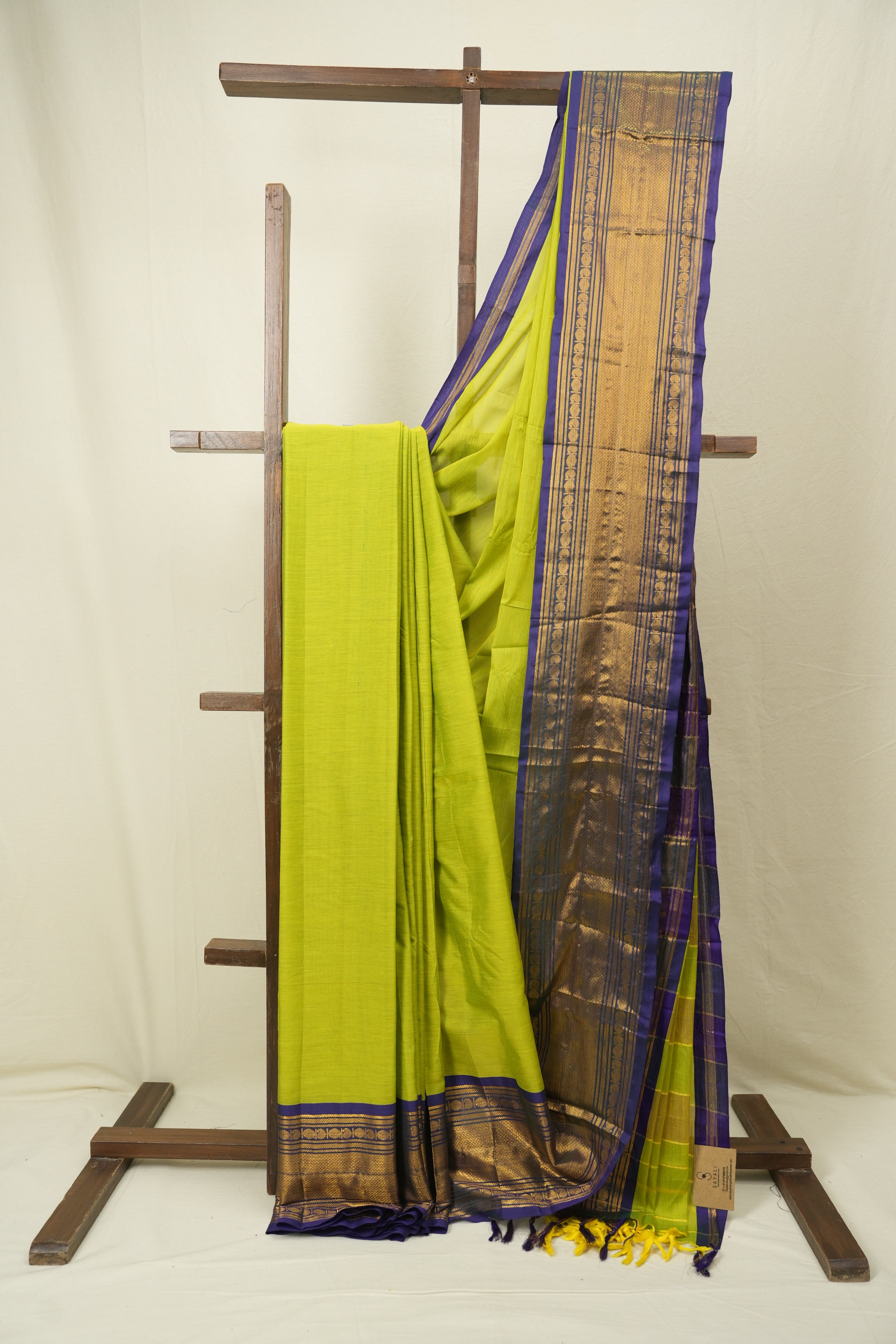 Parrot Green Narayan Peth Cotton Saree - SRPGNPCS104