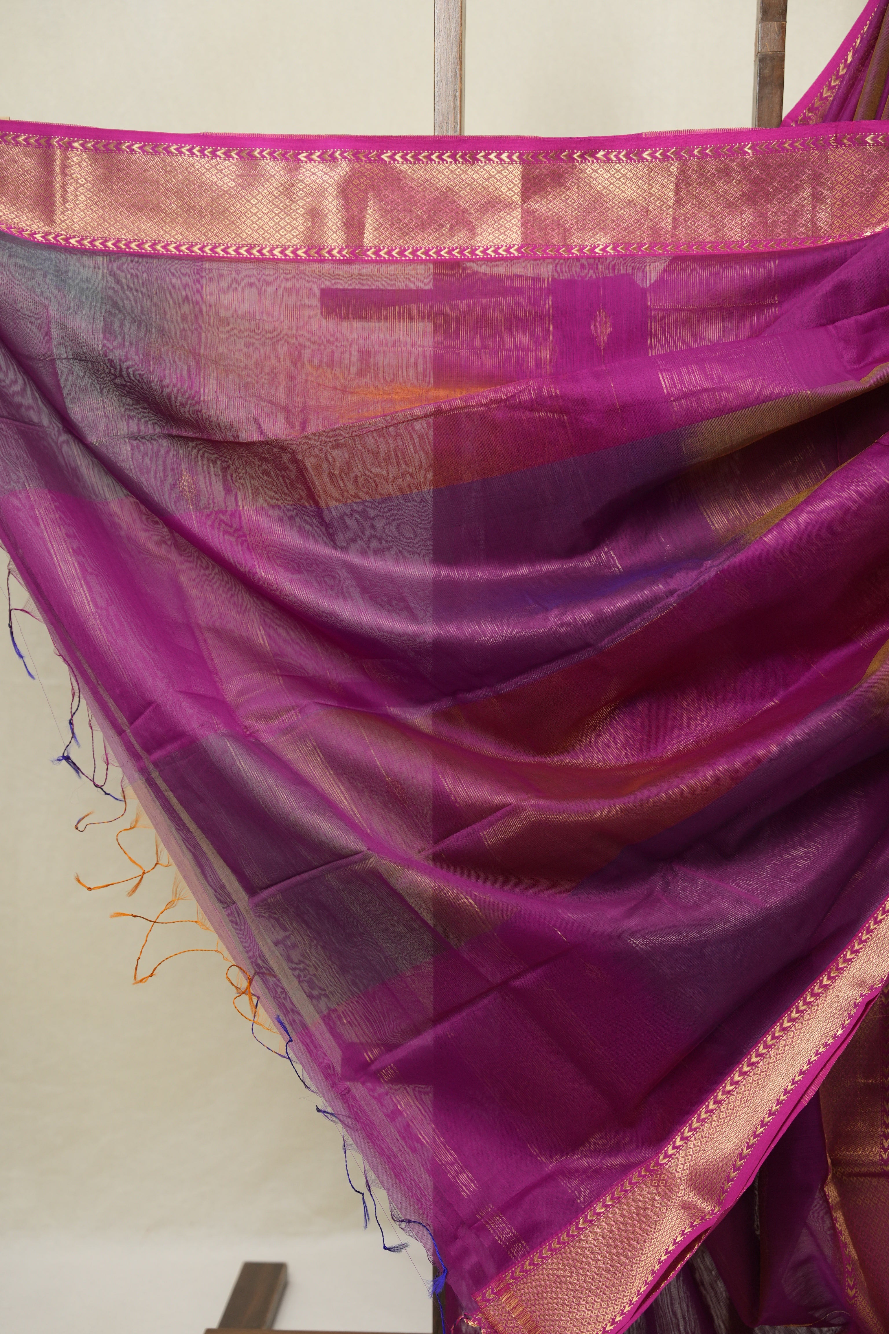 Multicolor Maheshwari Saree - SRMMS1109