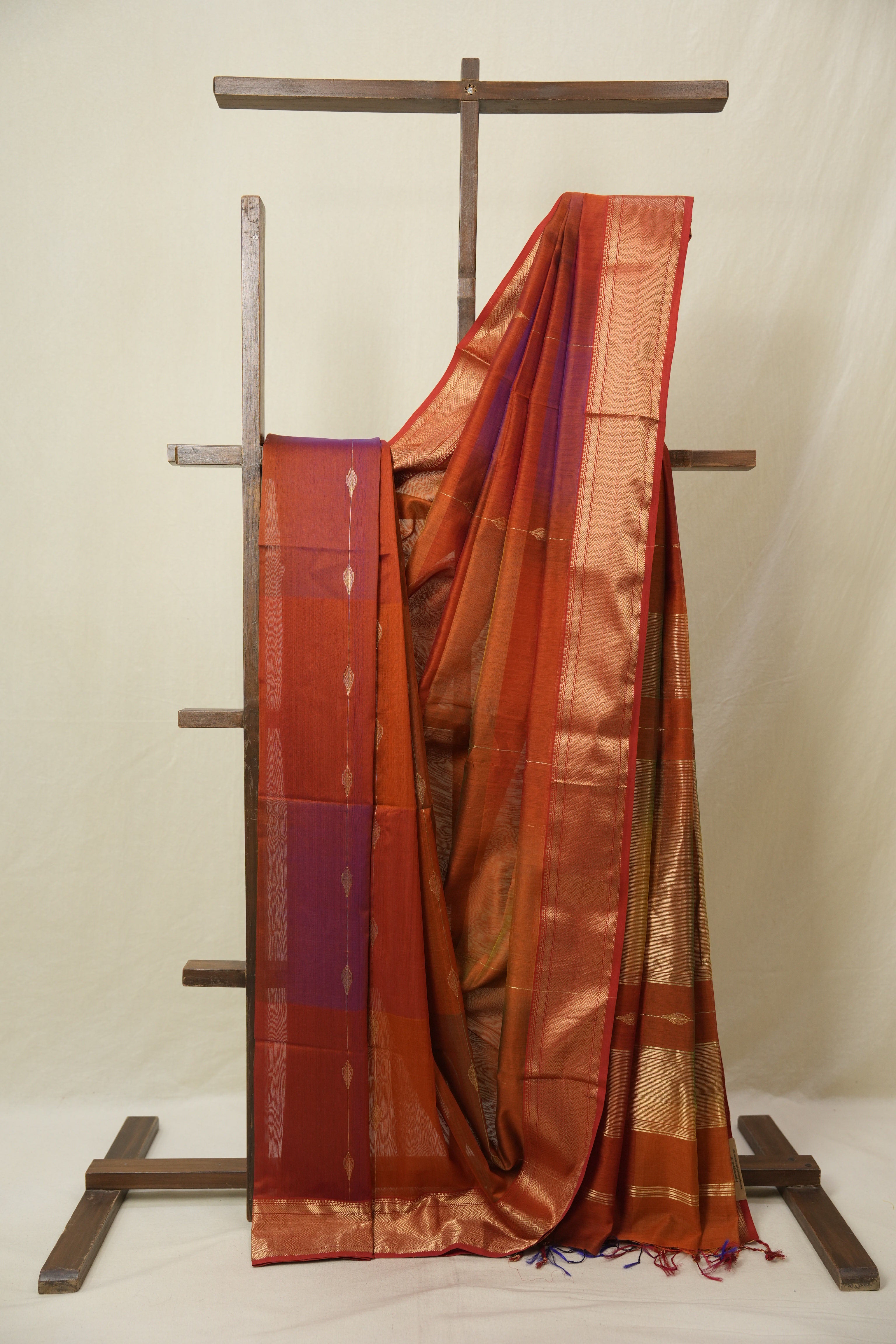 Multicolor Maheshwari Saree - SRMMS1110