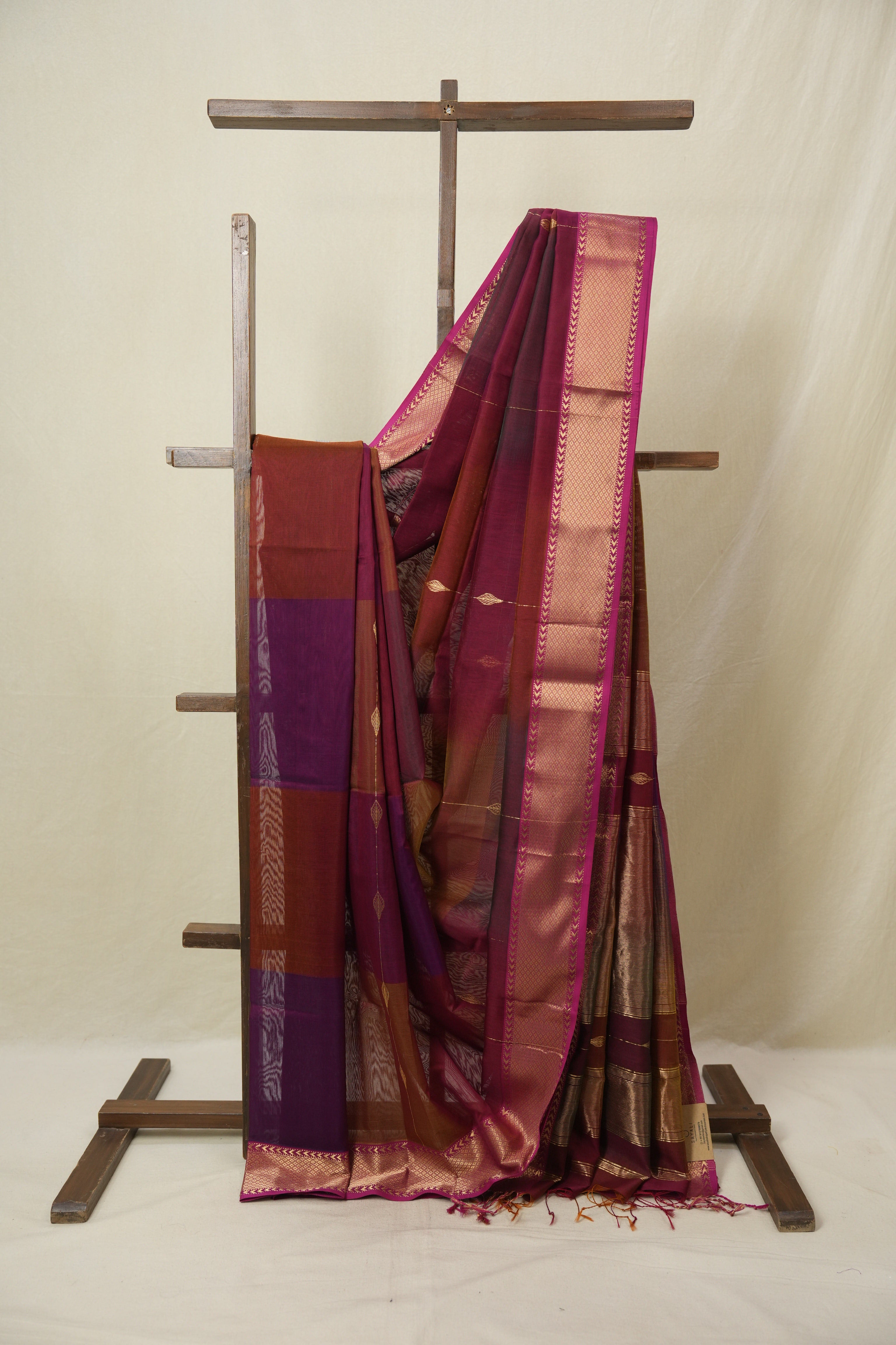 Multicolour Maheshwari Saree - SRMMS1108