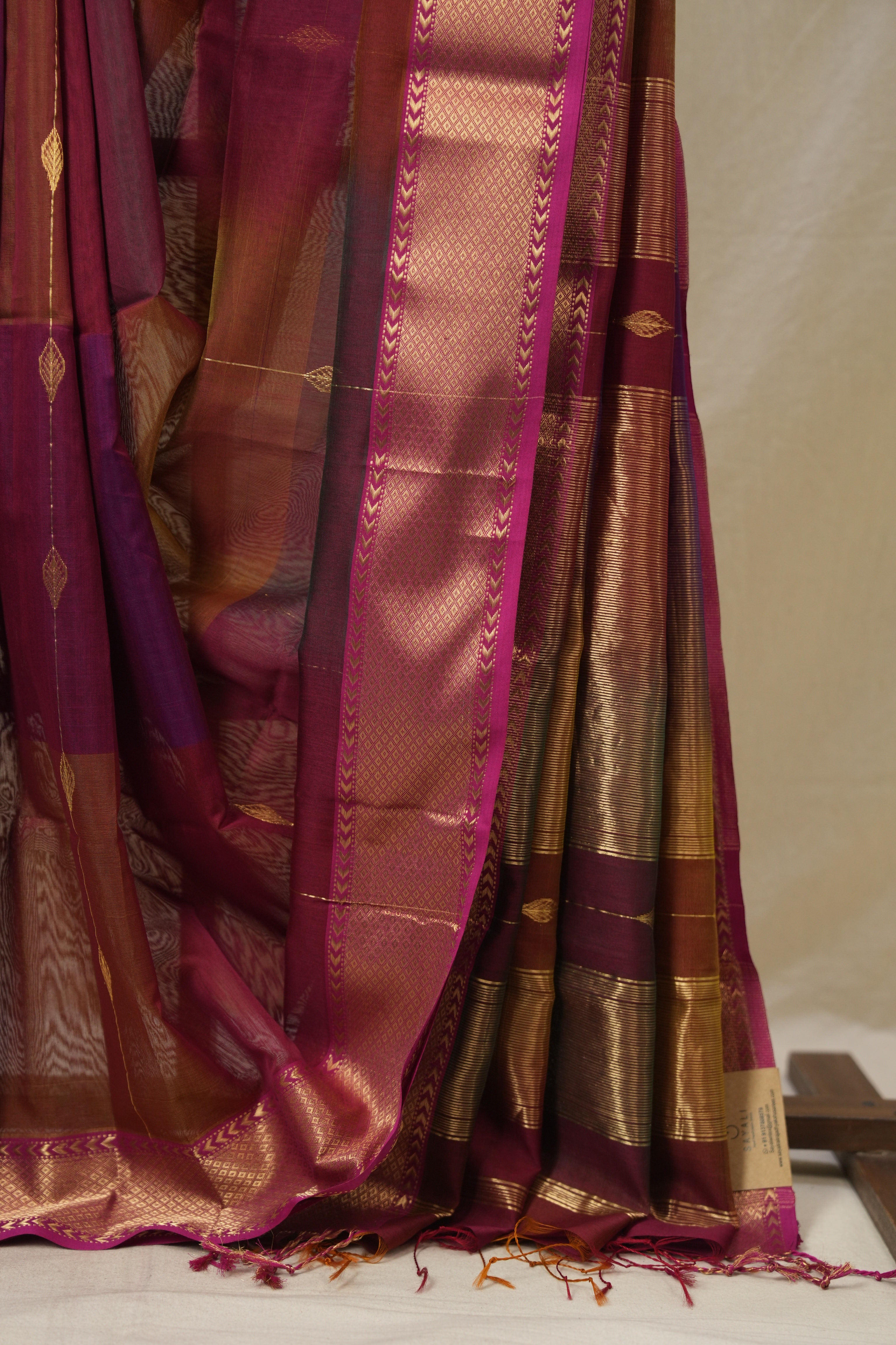 Multicolour Maheshwari Saree - SRMMS1108